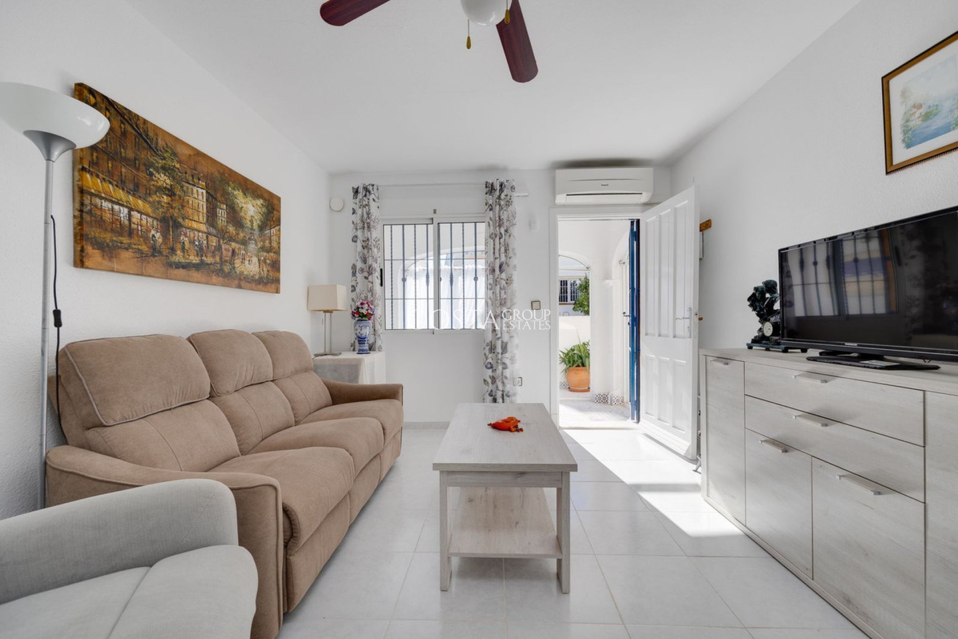 Resale - Apartments -
Orihuela Costa