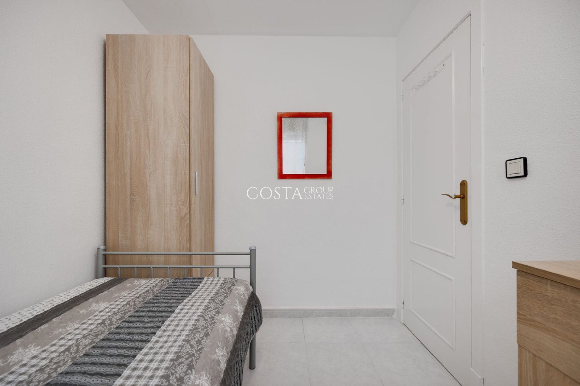 Resale - Apartments -
Orihuela Costa