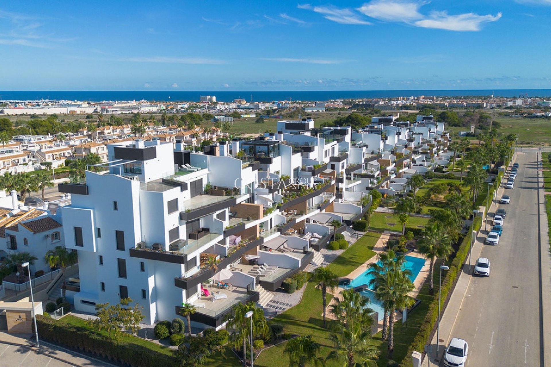 Resale - Apartments -
Orihuela Costa