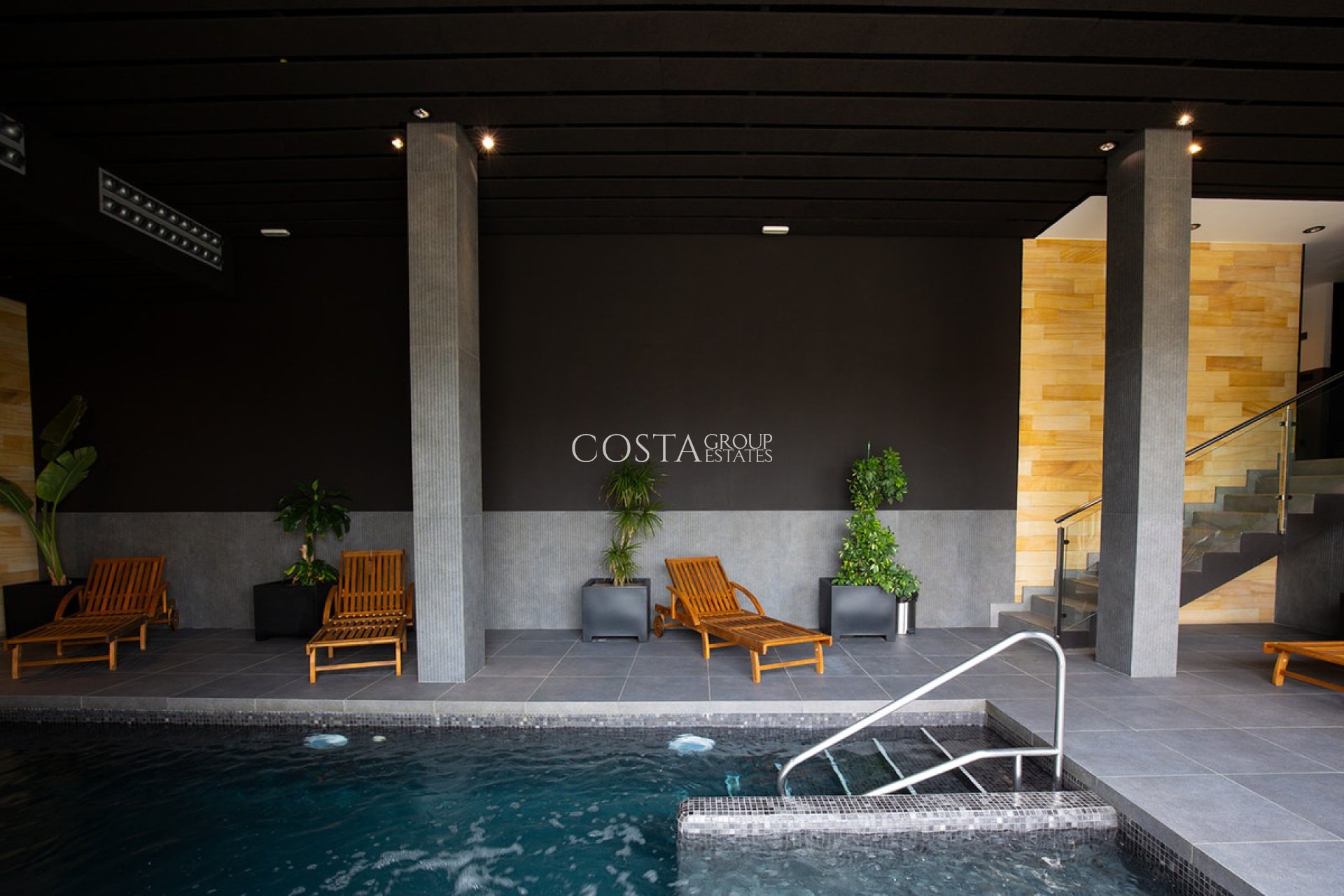 Resale - Apartments -
Orihuela Costa