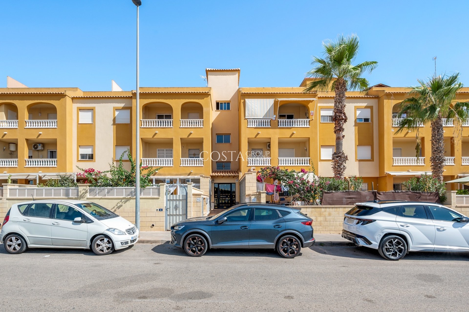 Resale - Apartments -
Orihuela Costa