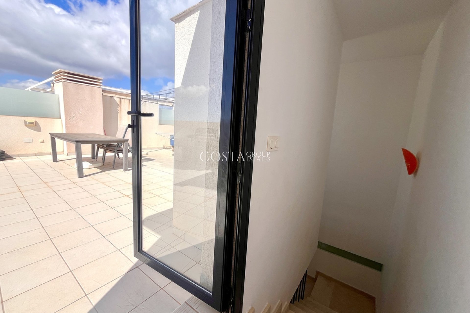 Resale - Apartments -
Orihuela - Los Dolses