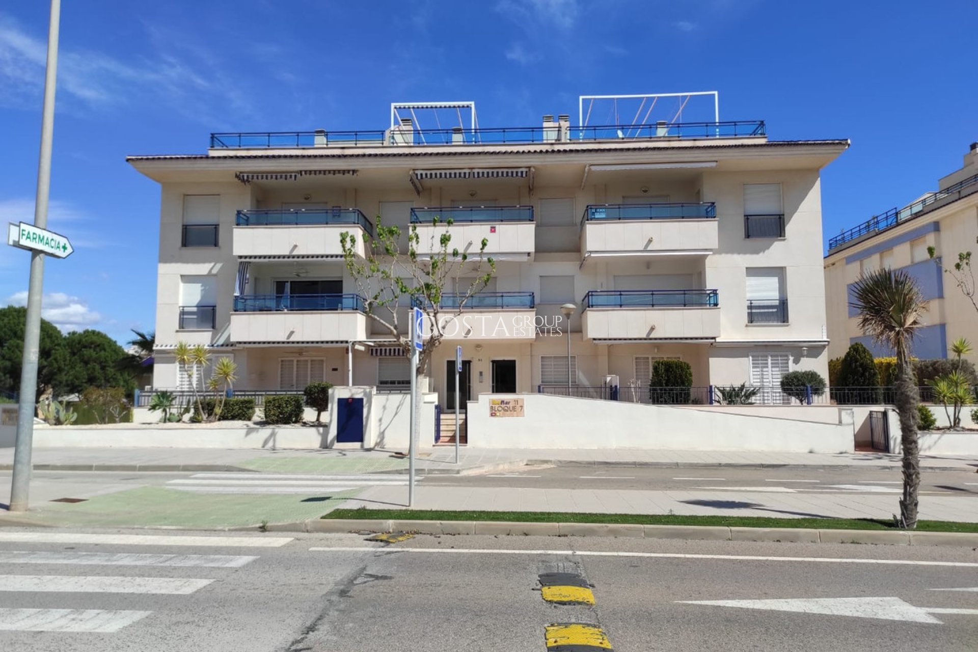 Resale - Apartments -
Orihuela - Mil Palmeras