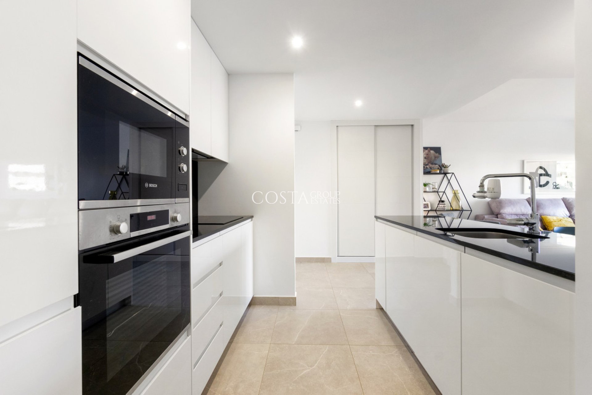 Resale - Apartments -
Orihuela - Orihuela Costa