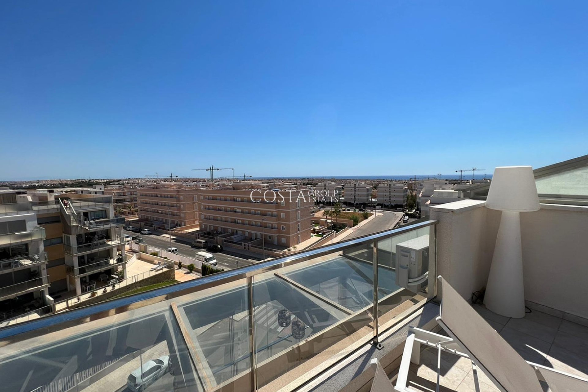 Resale - Apartments -
Orihuela - Orihuela Costa