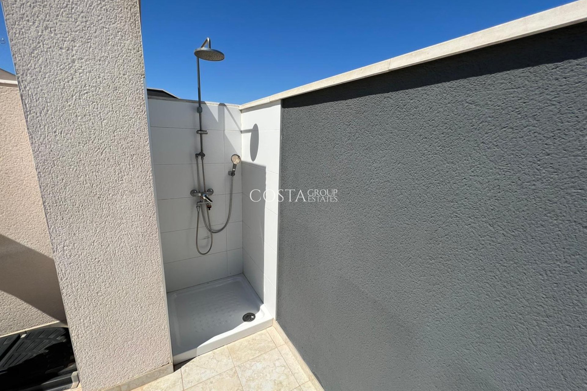 Resale - Apartments -
Orihuela - Orihuela Costa