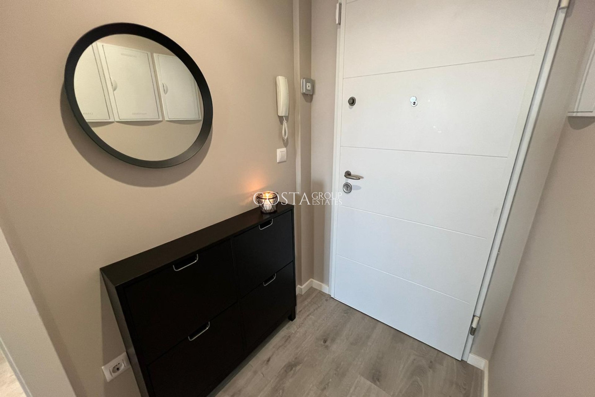Resale - Apartments -
Orihuela - Orihuela Costa