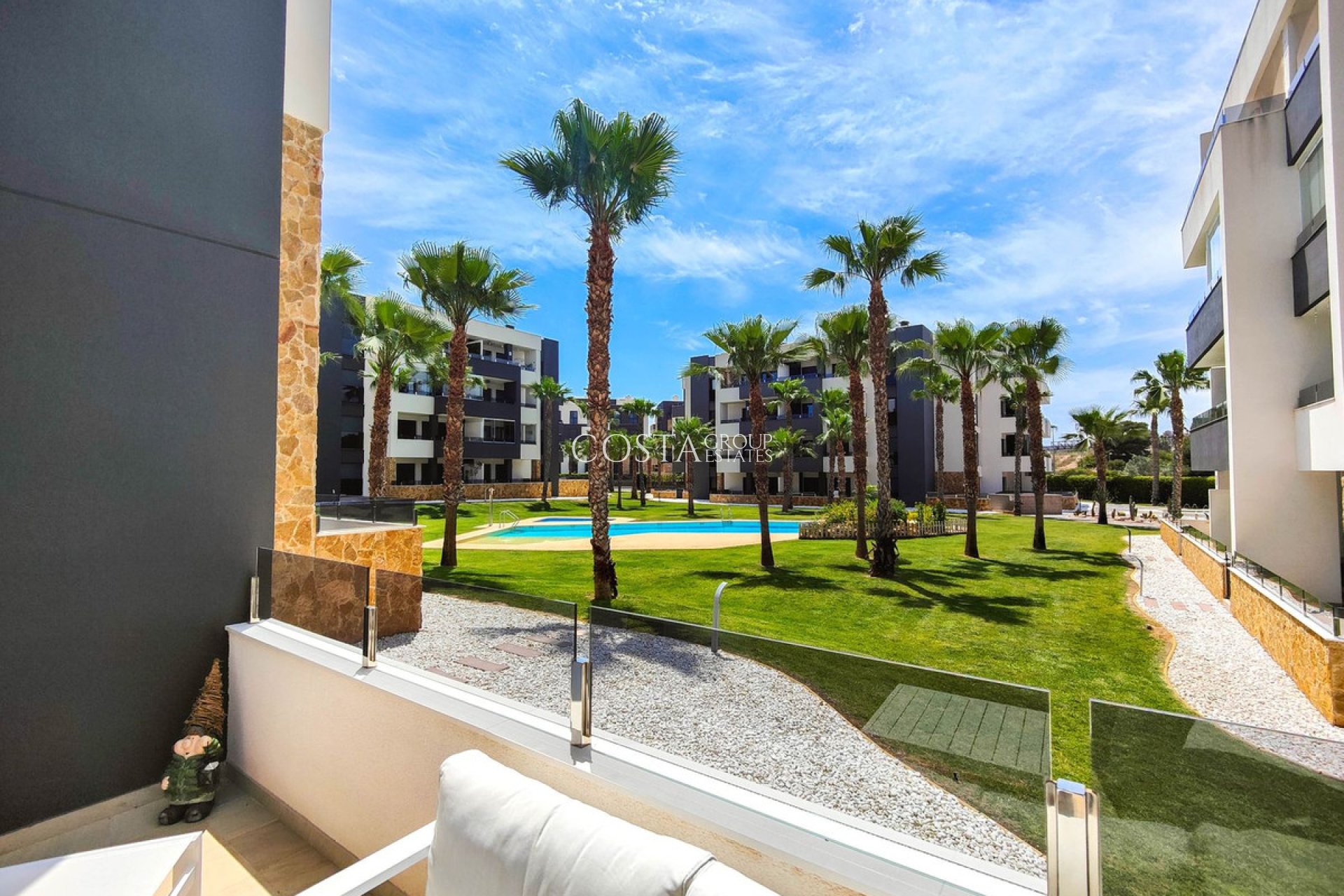 Resale - Apartments -
Orihuela - Orihuela Costa