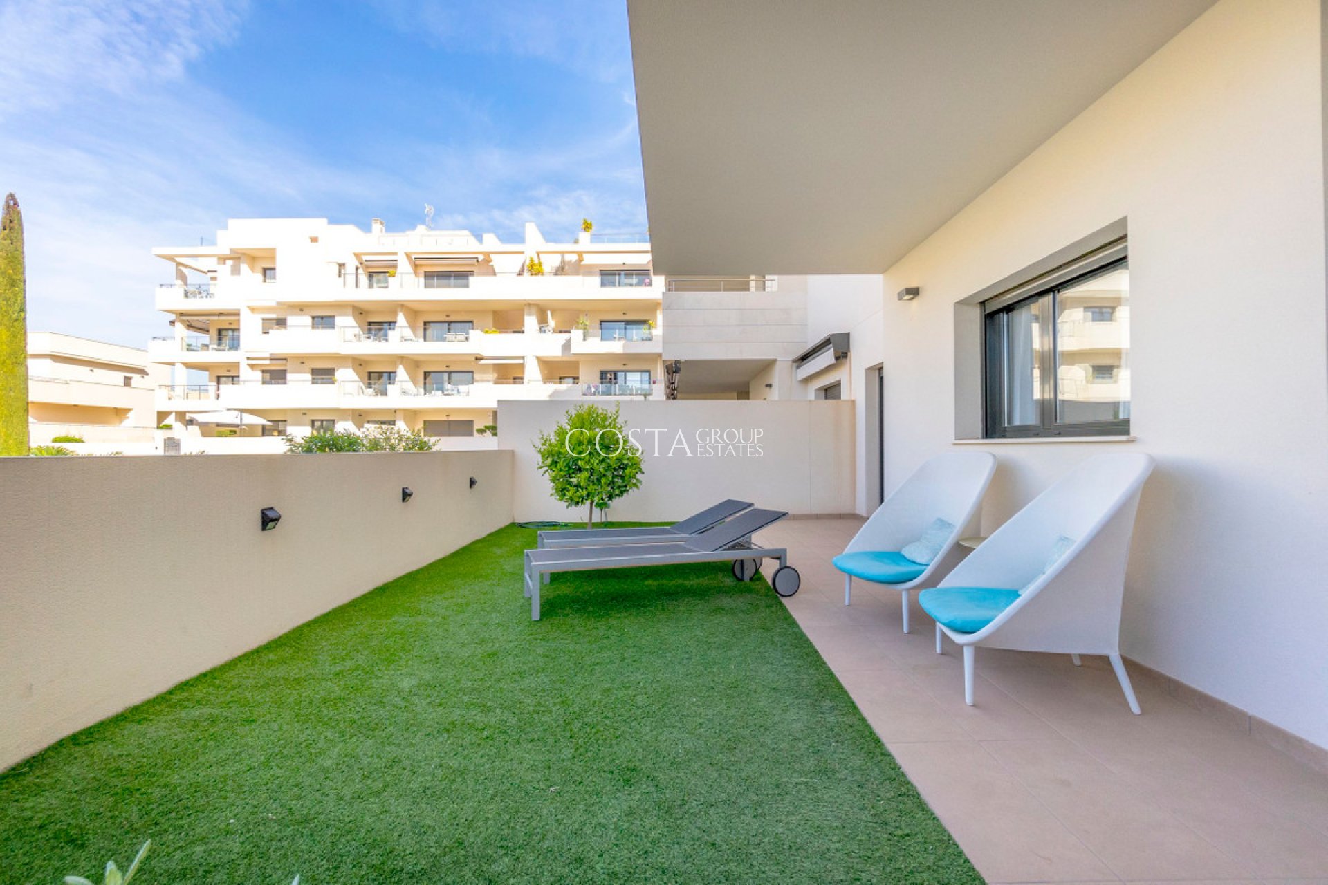 Resale - Apartments -
Orihuela - Orihuela Costa