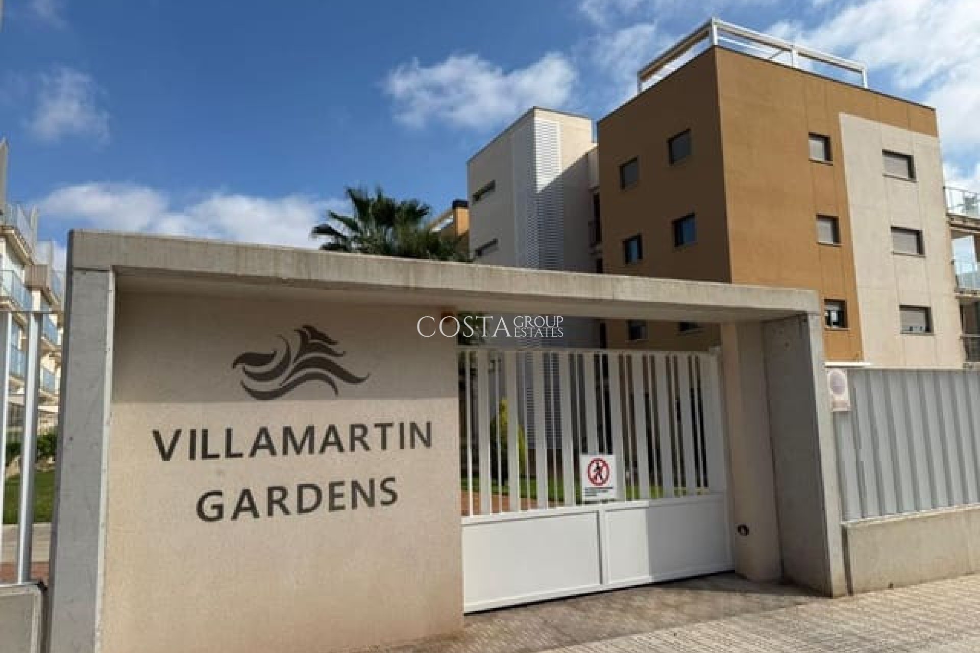 Resale - Apartments -
Orihuela - Orihuela Costa