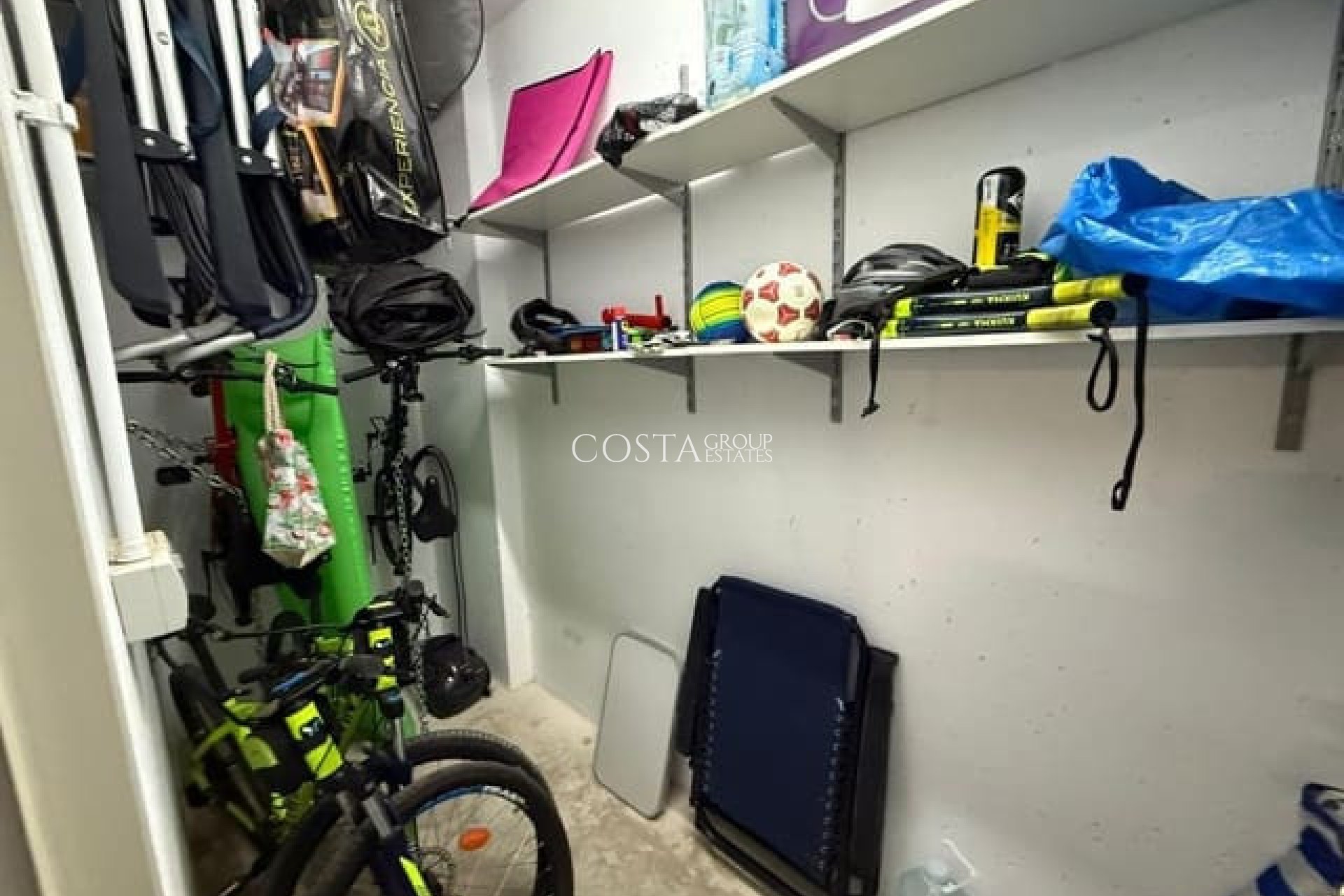 Resale - Apartments -
Orihuela - Orihuela Costa