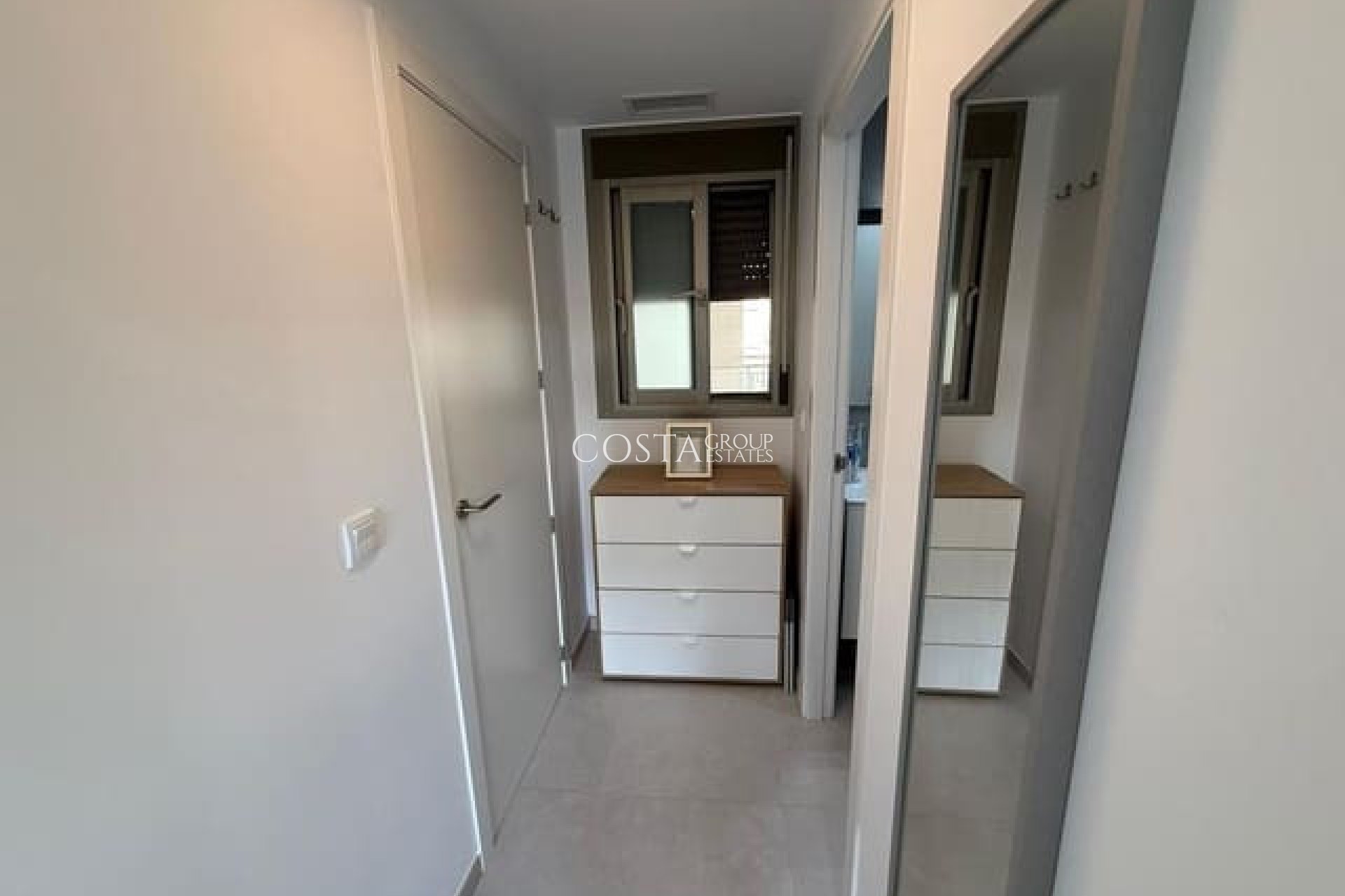 Resale - Apartments -
Orihuela - Orihuela Costa