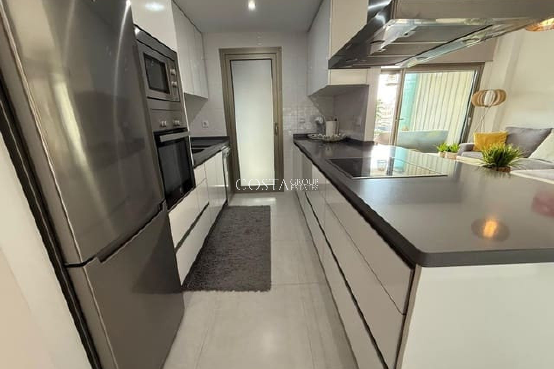 Resale - Apartments -
Orihuela - Orihuela Costa