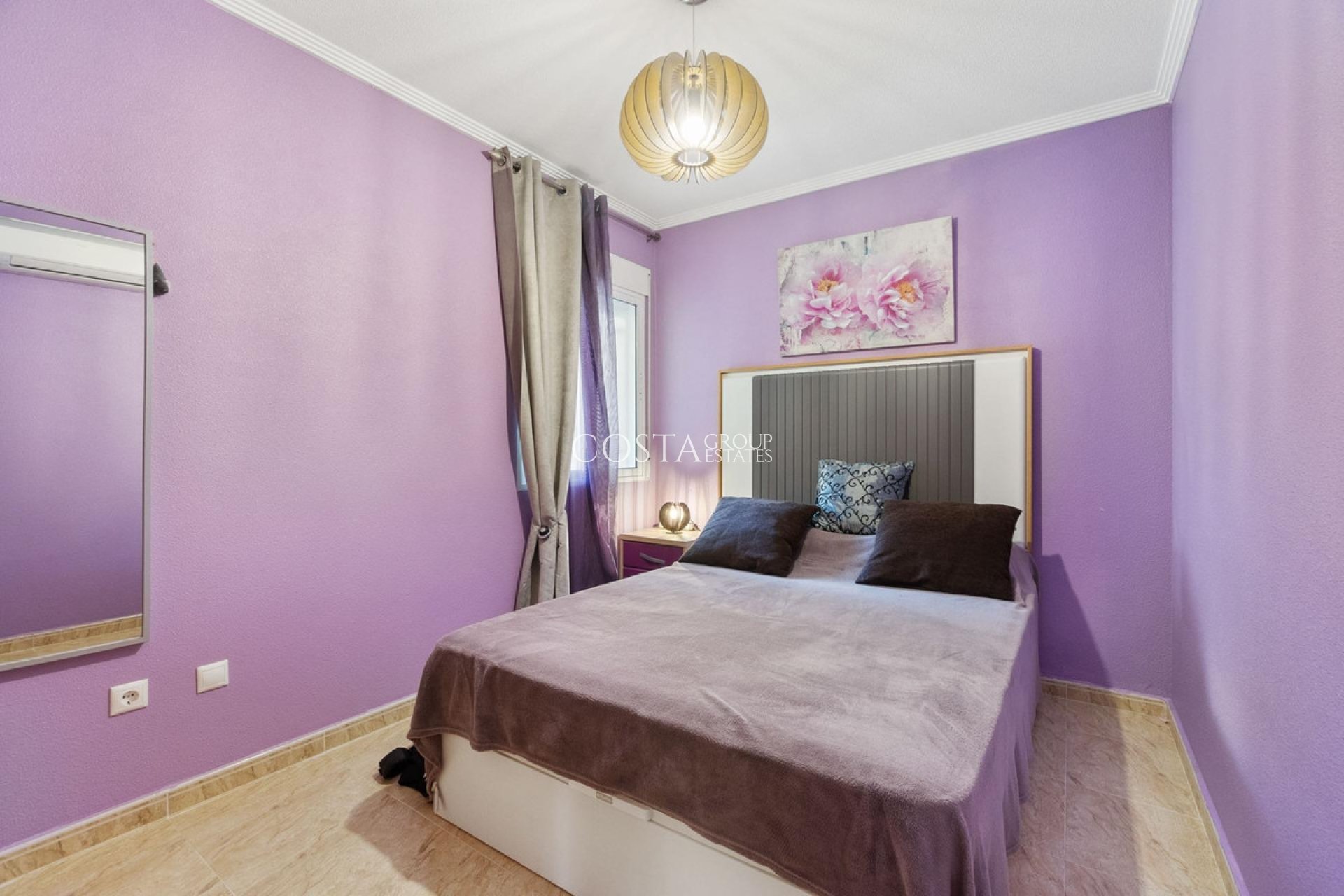 Resale - Apartments -
Orihuela - Orihuela Costa