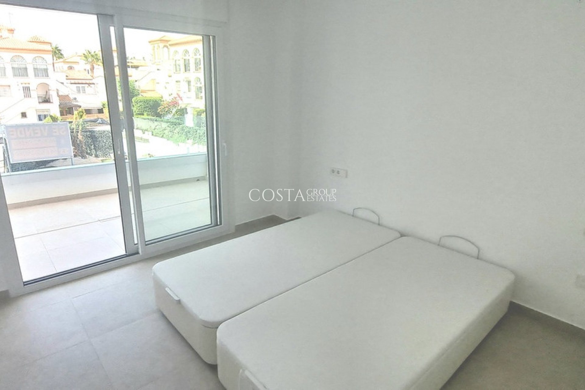 Resale - Apartments -
Orihuela - Playa Flamenca