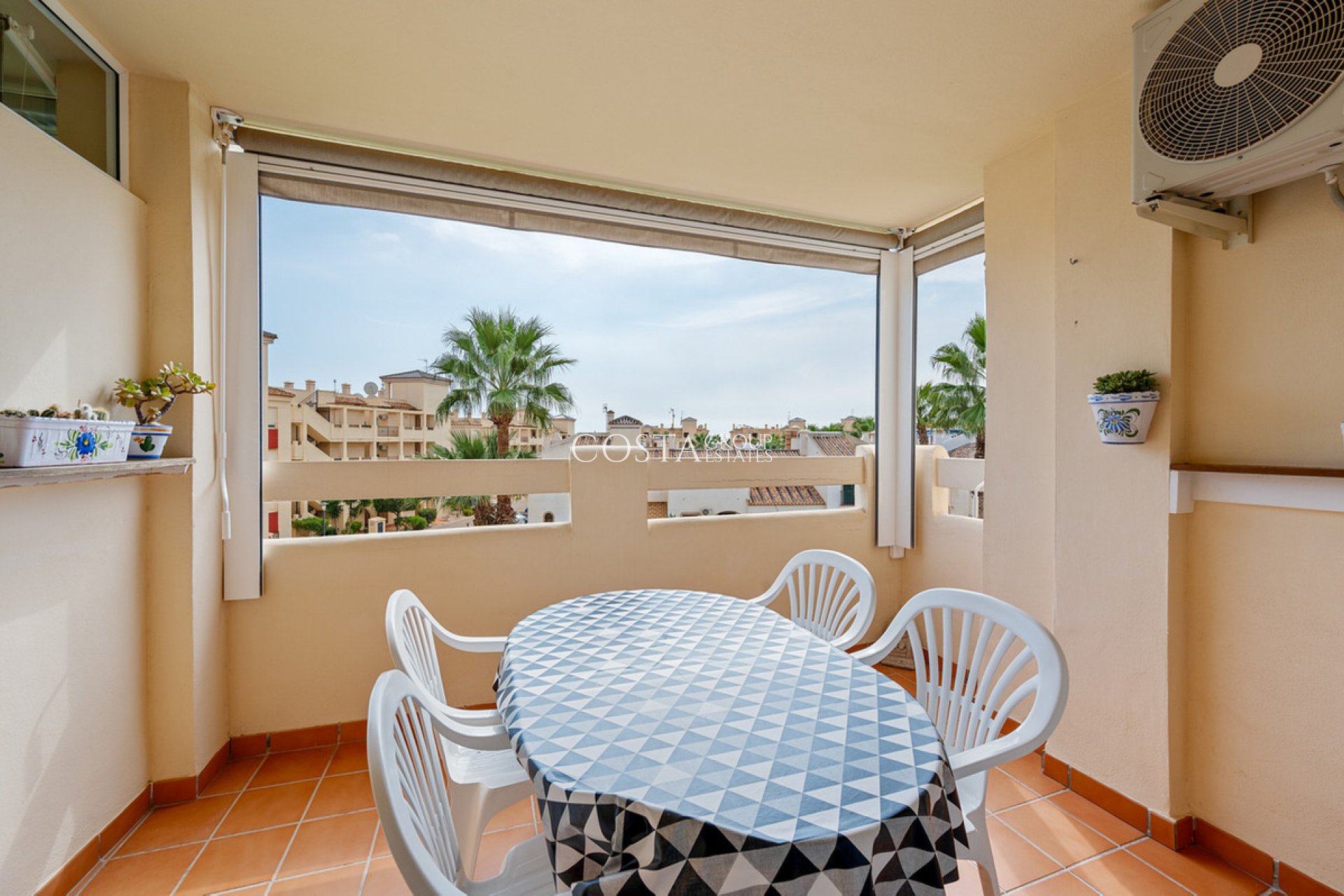 Resale - Apartments -
Orihuela - Playa Flamenca