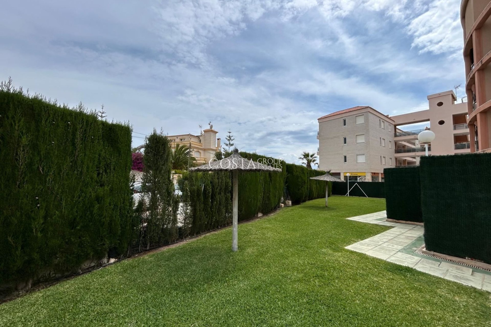 Resale - Apartments -
Orihuela - Playa Flamenca