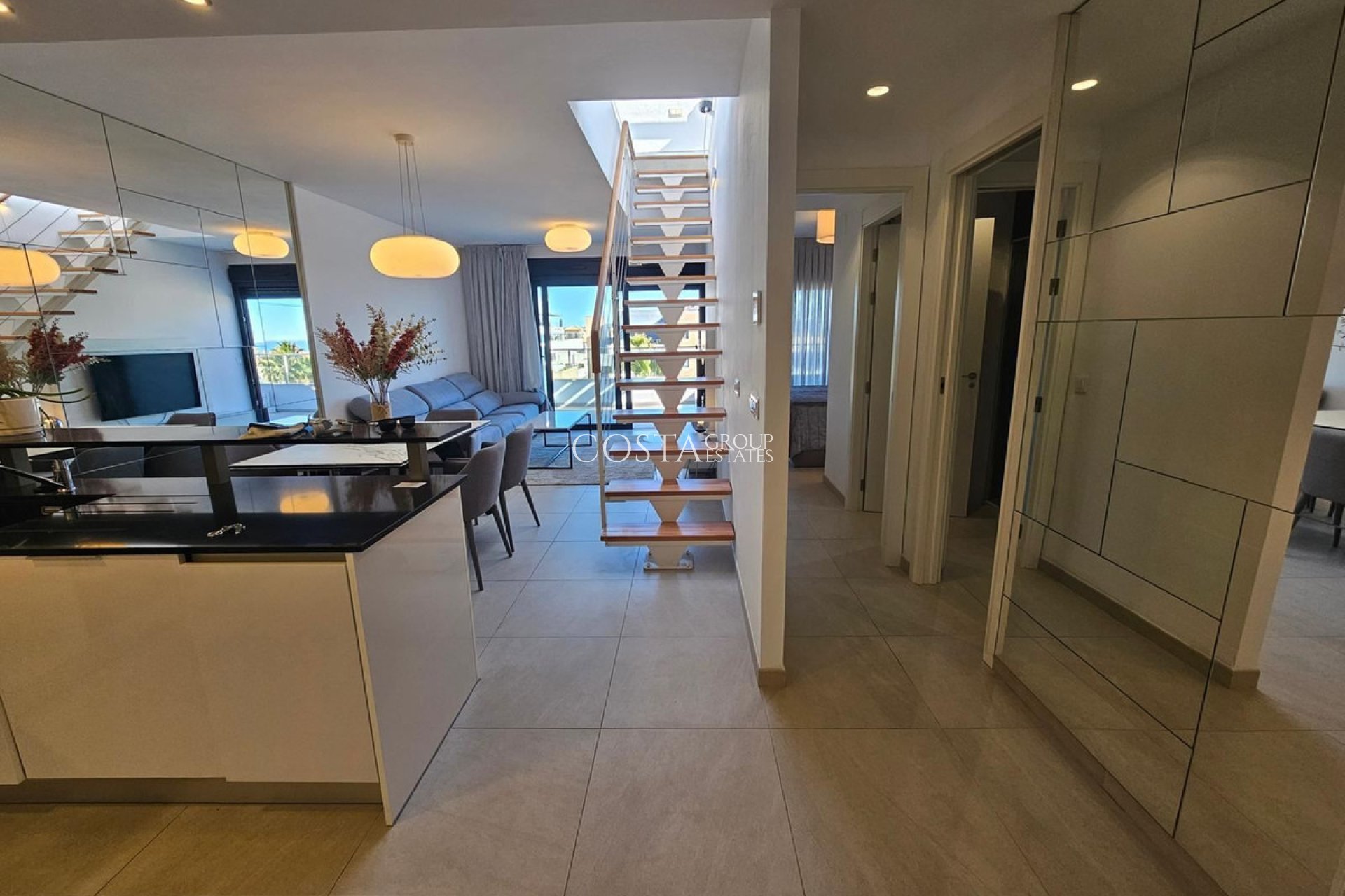 Resale - Apartments -
Orihuela - Playa Flamenca