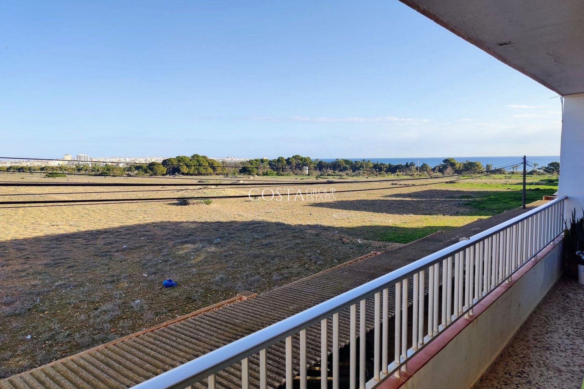 Resale - Apartments -
Orihuela - Punta Prima
