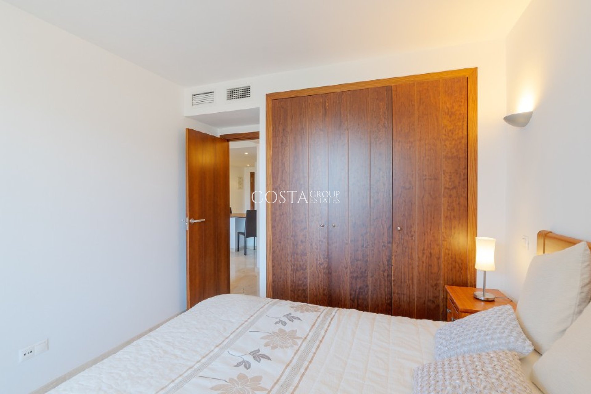 Resale - Apartments -
Orihuela - Punta Prima