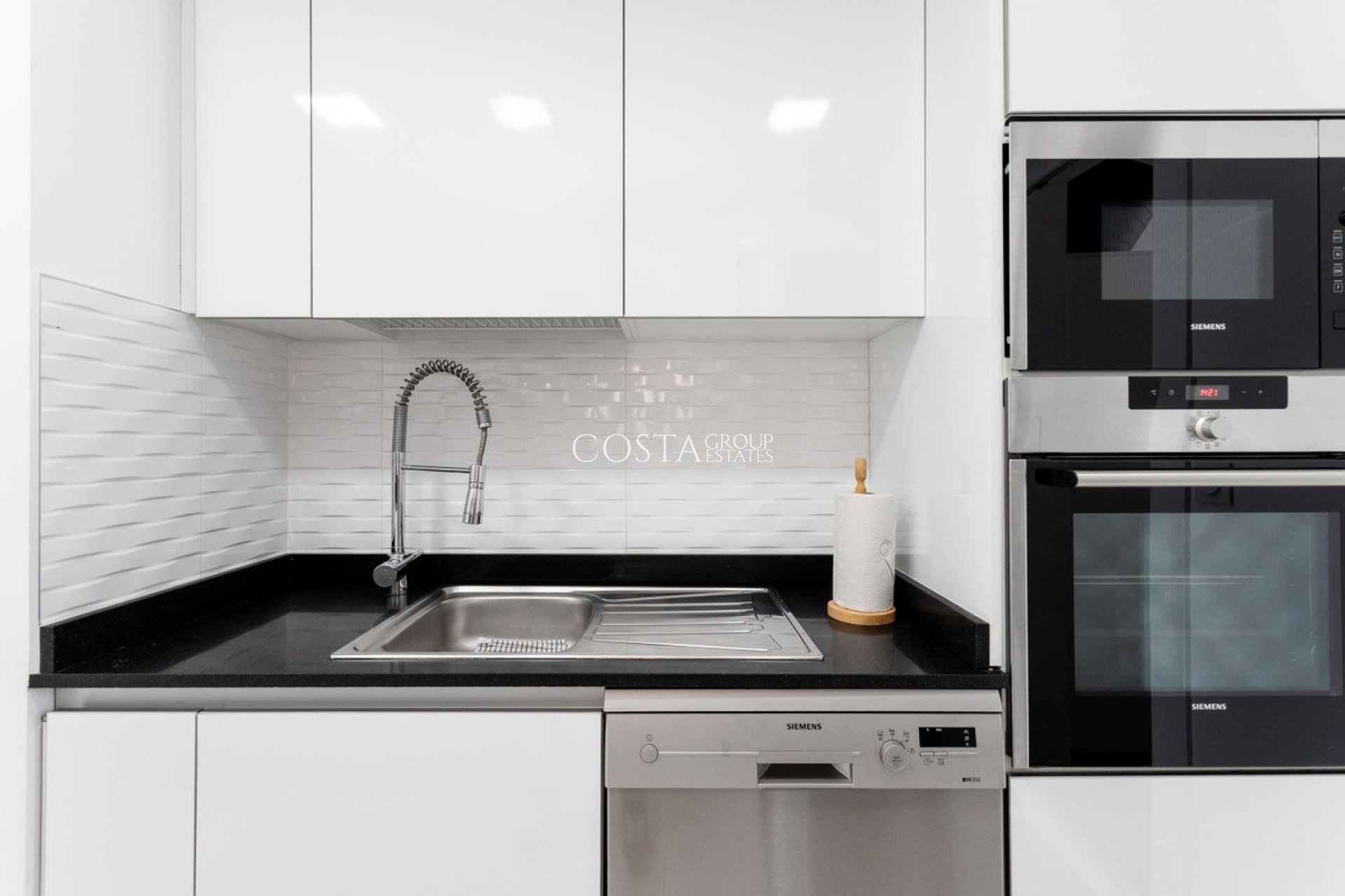 Resale - Apartments -
Orihuela - Punta Prima