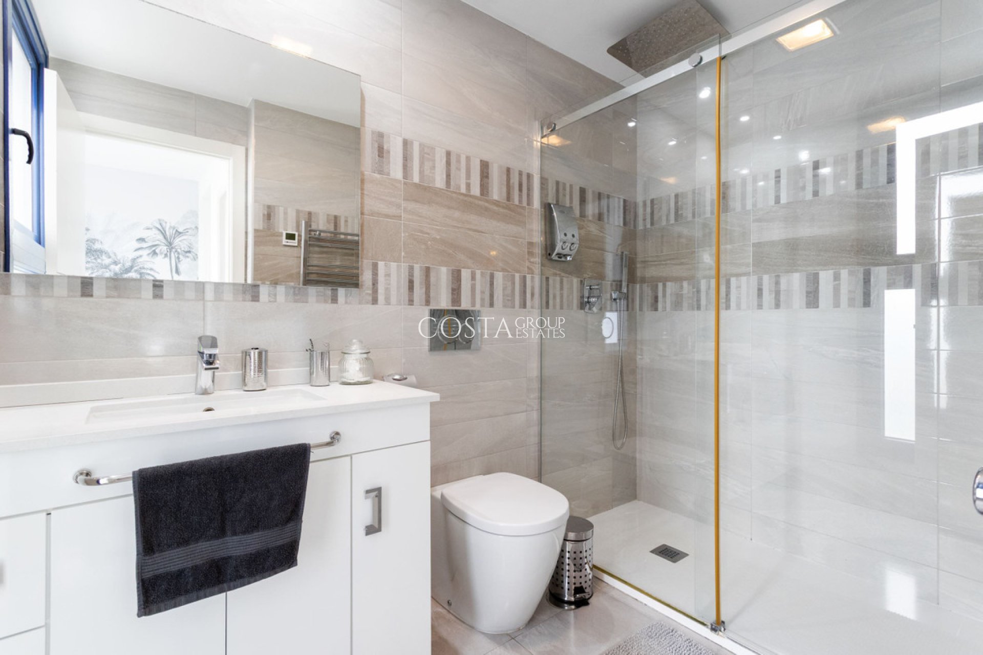 Resale - Apartments -
Orihuela - Punta Prima