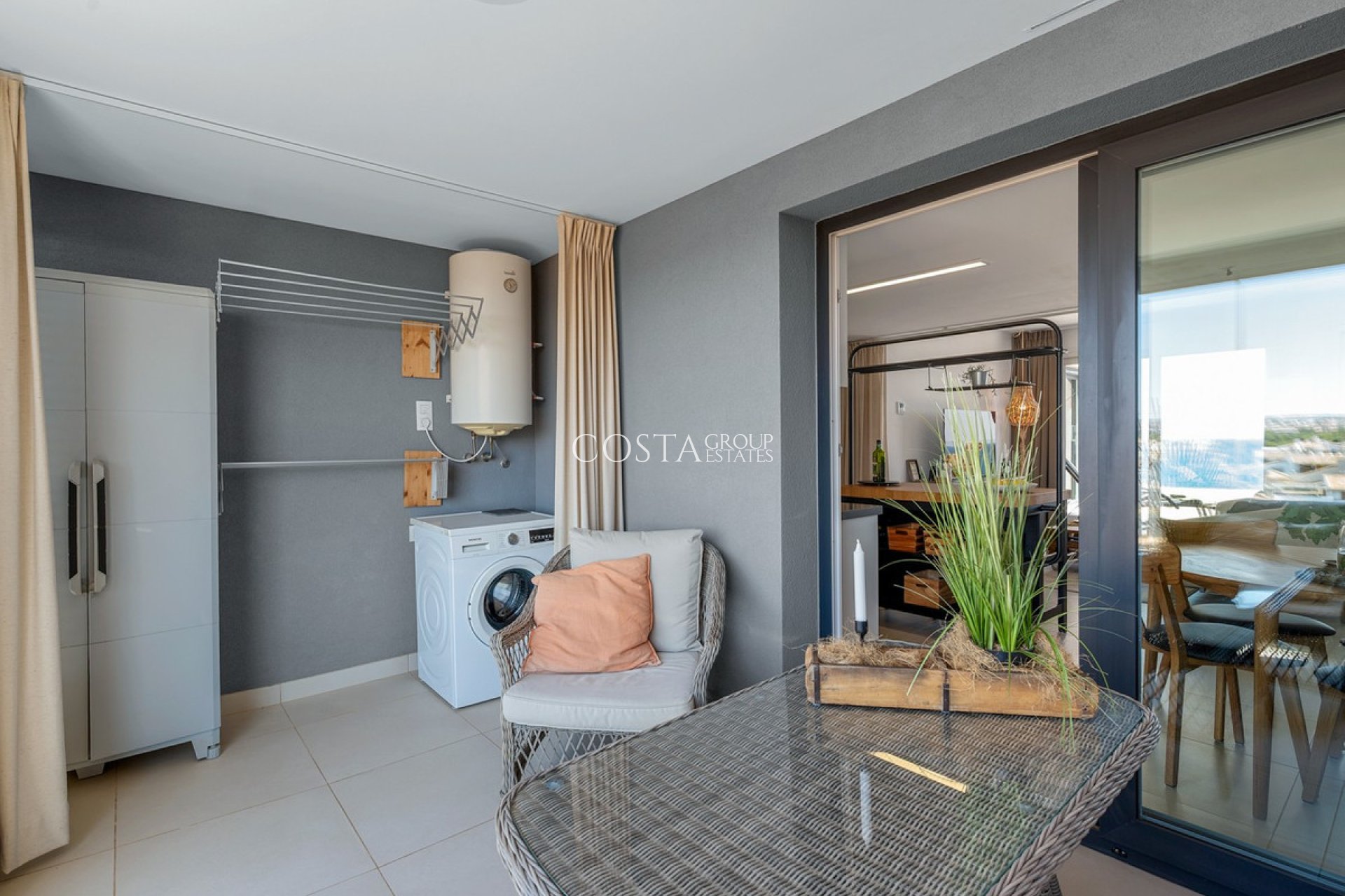 Resale - Apartments -
Orihuela - Punta Prima