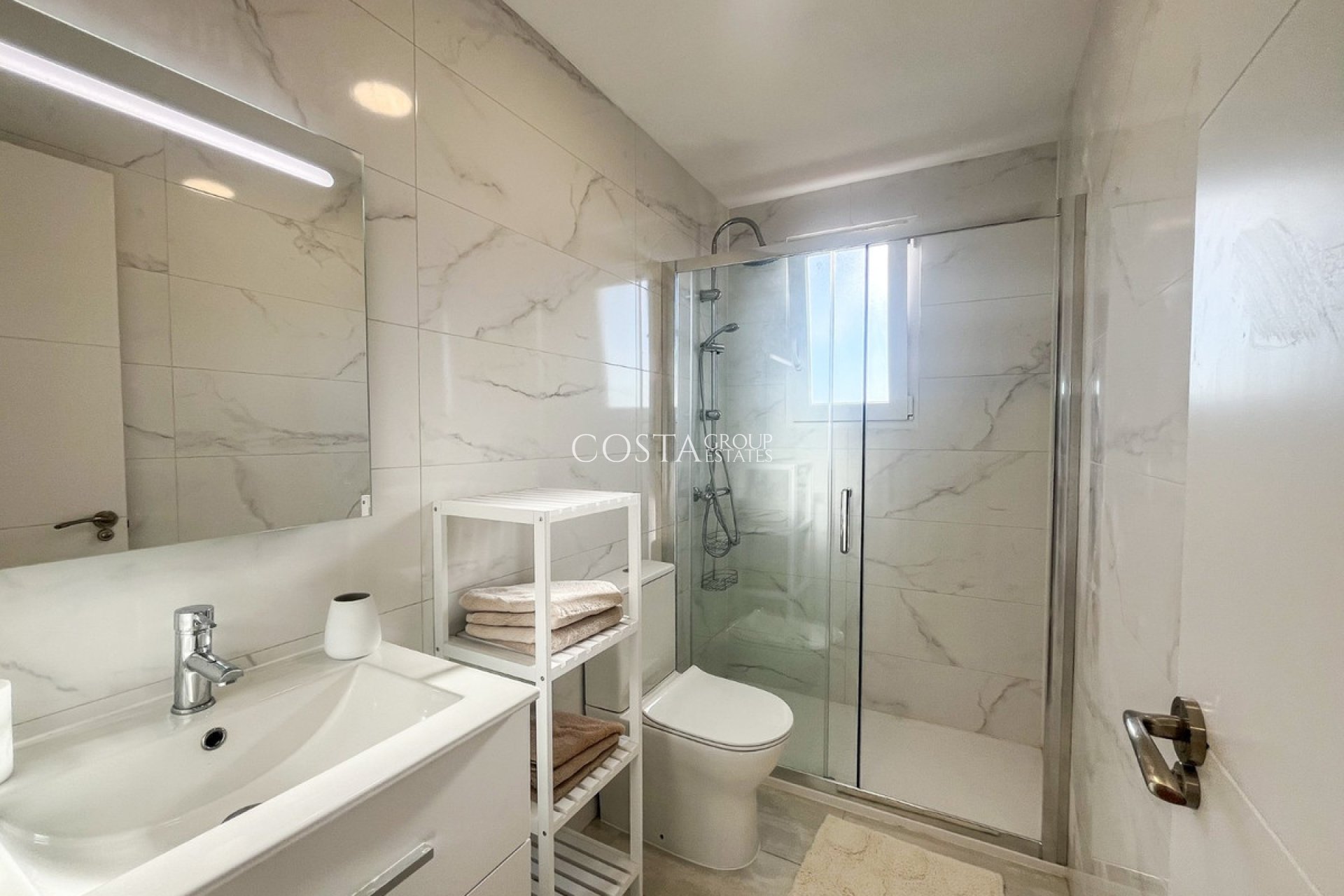 Resale - Apartments -
Orihuela - Punta Prima