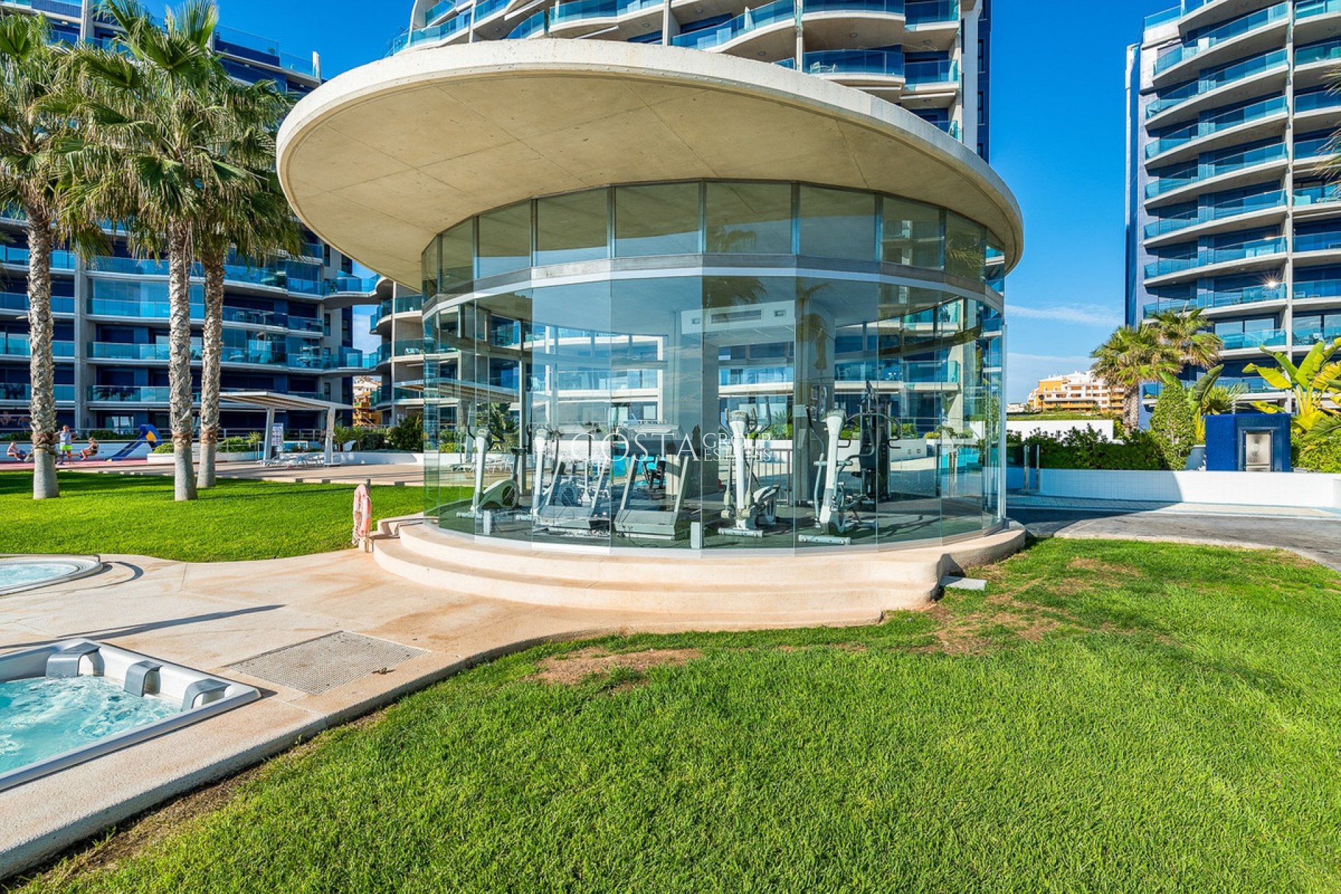 Resale - Apartments -
Orihuela - Punta Prima