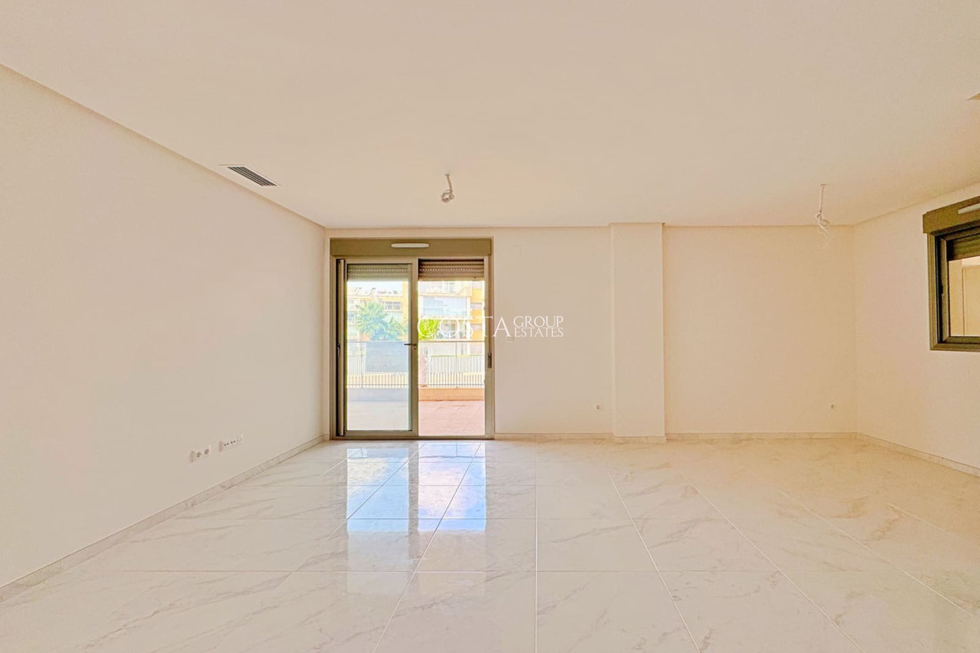 Resale - Apartments -
Orihuela - Villamartin
