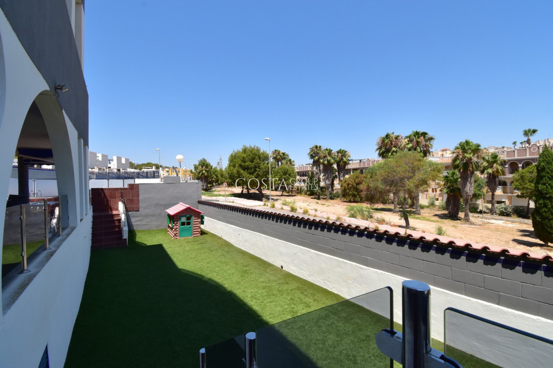 Resale - Apartments -
Orihuela - Villamartin