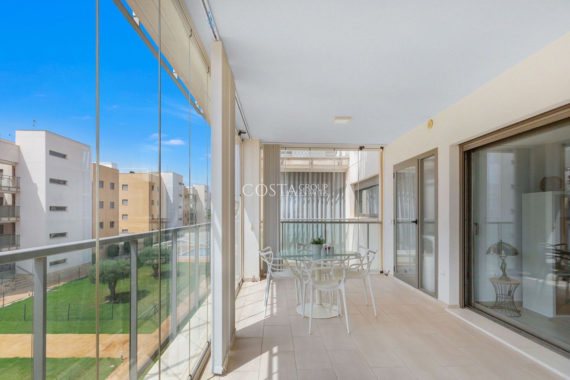 Resale - Apartments -
Orihuela - Villamartin