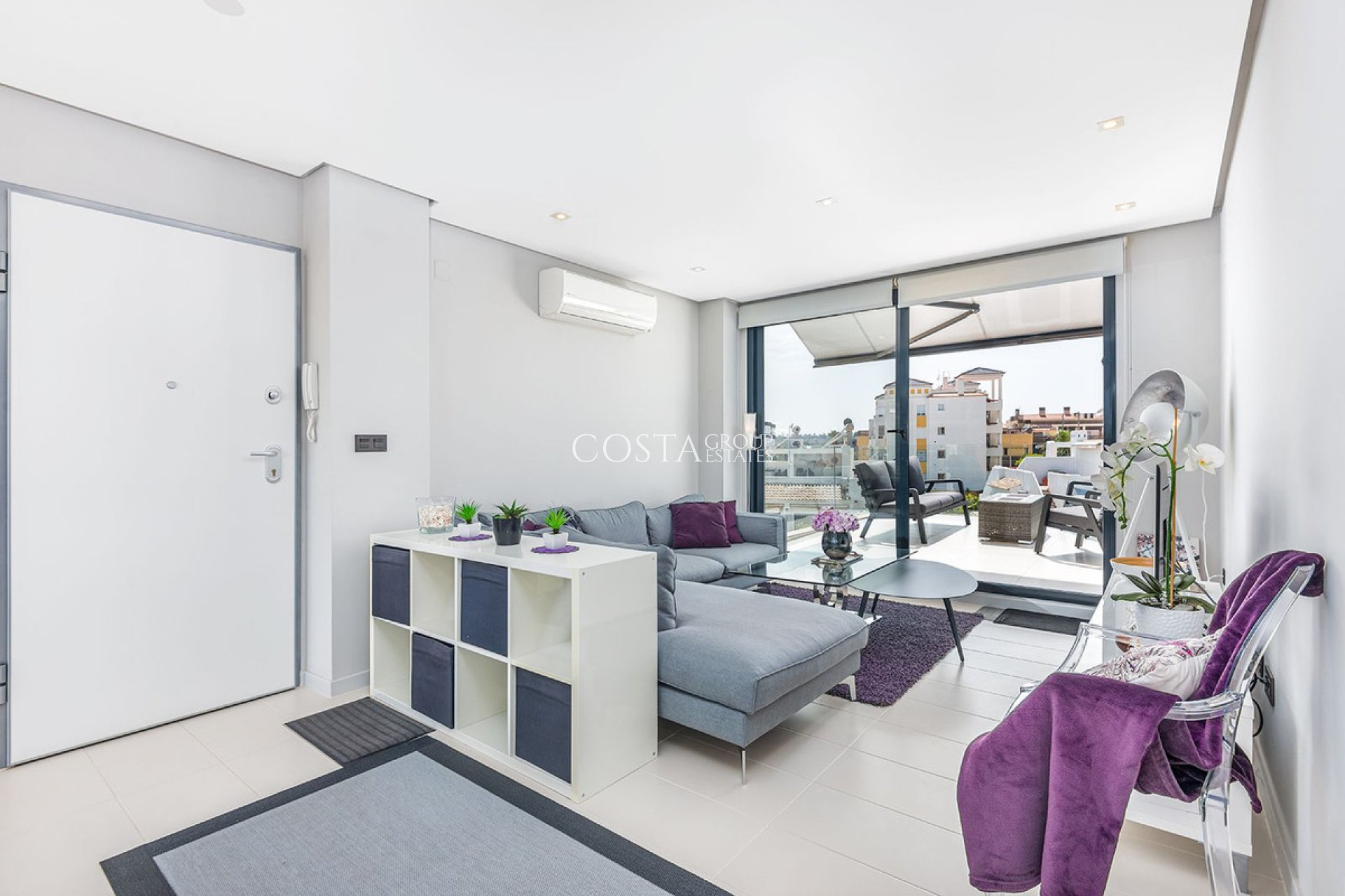 Resale - Apartments -
Orihuela - Villamartin