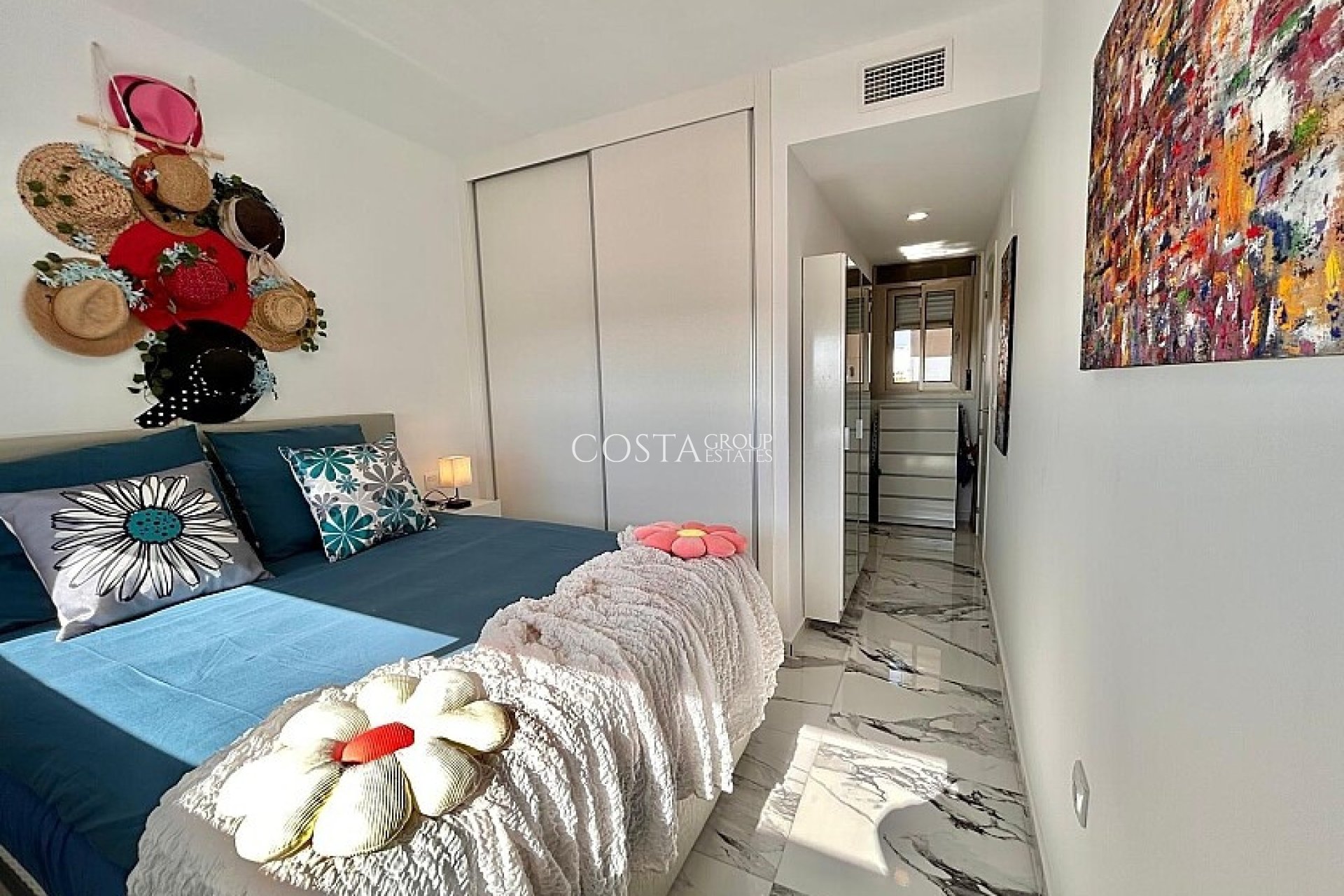 Resale - Apartments -
Orihuela - Villamartin