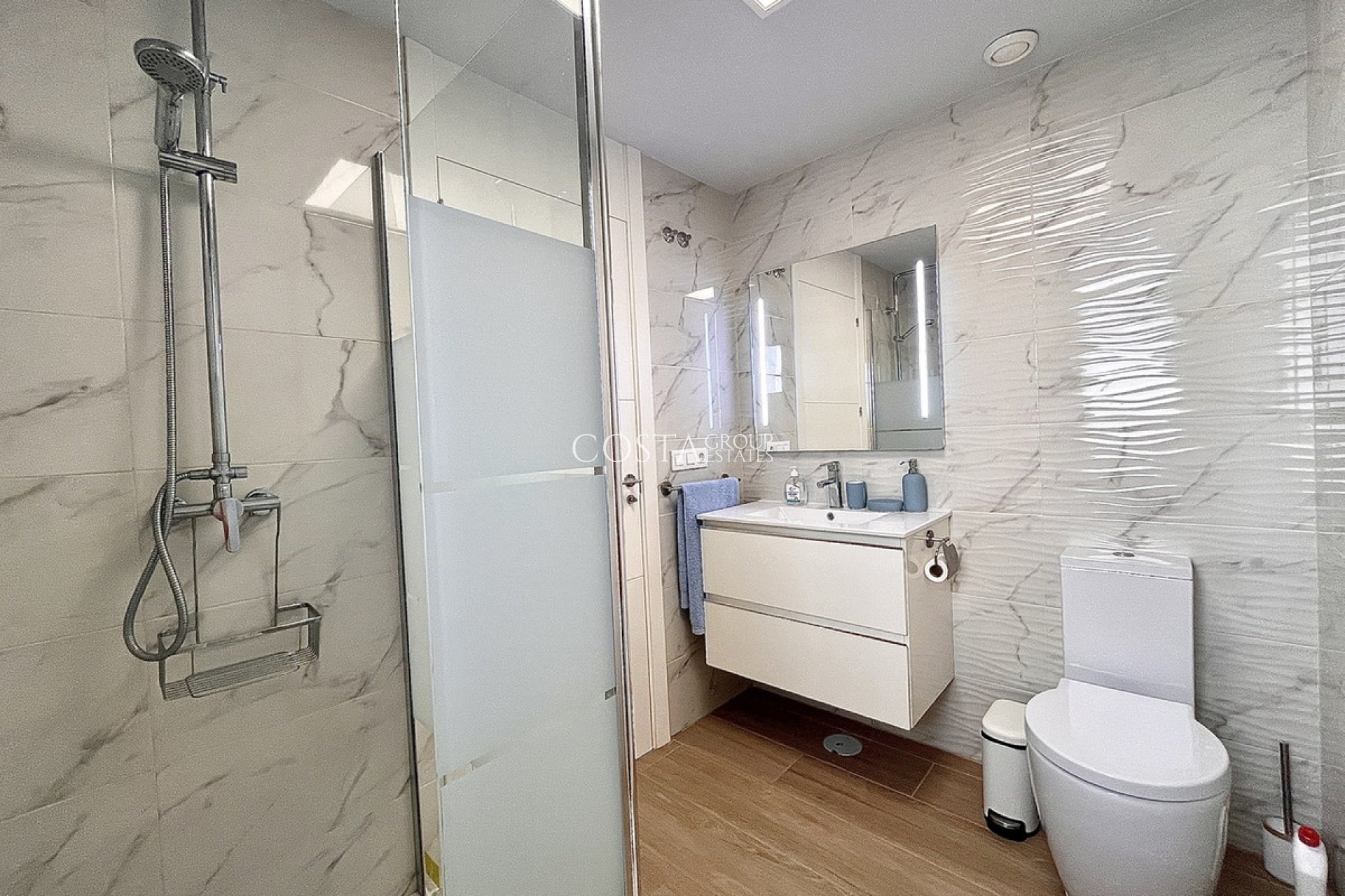 Resale - Apartments -
Orihuela - Villamartin