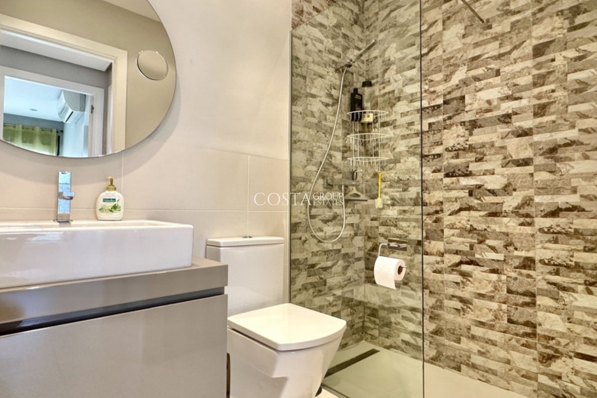 Resale - Apartments -
Orihuela - Villamartin