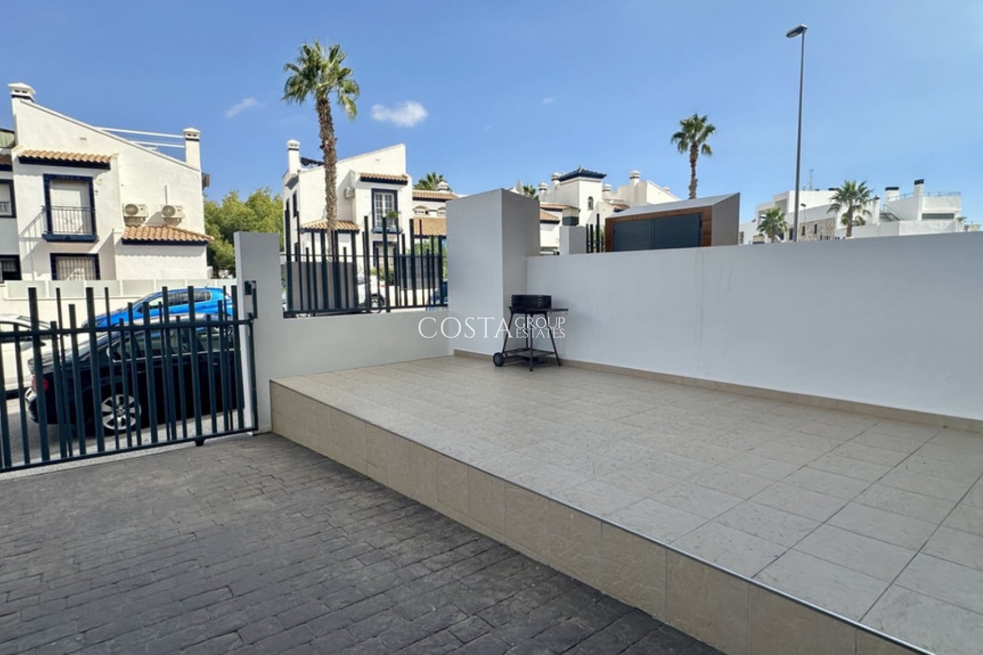 Resale - Apartments -
Orihuela - Villamartin