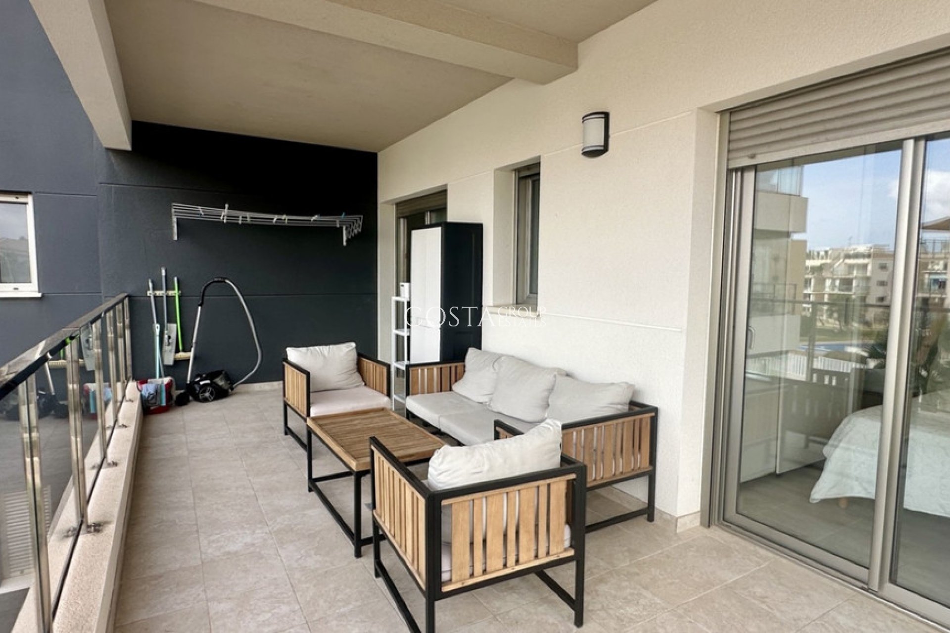 Resale - Apartments -
Orihuela - Villamartin