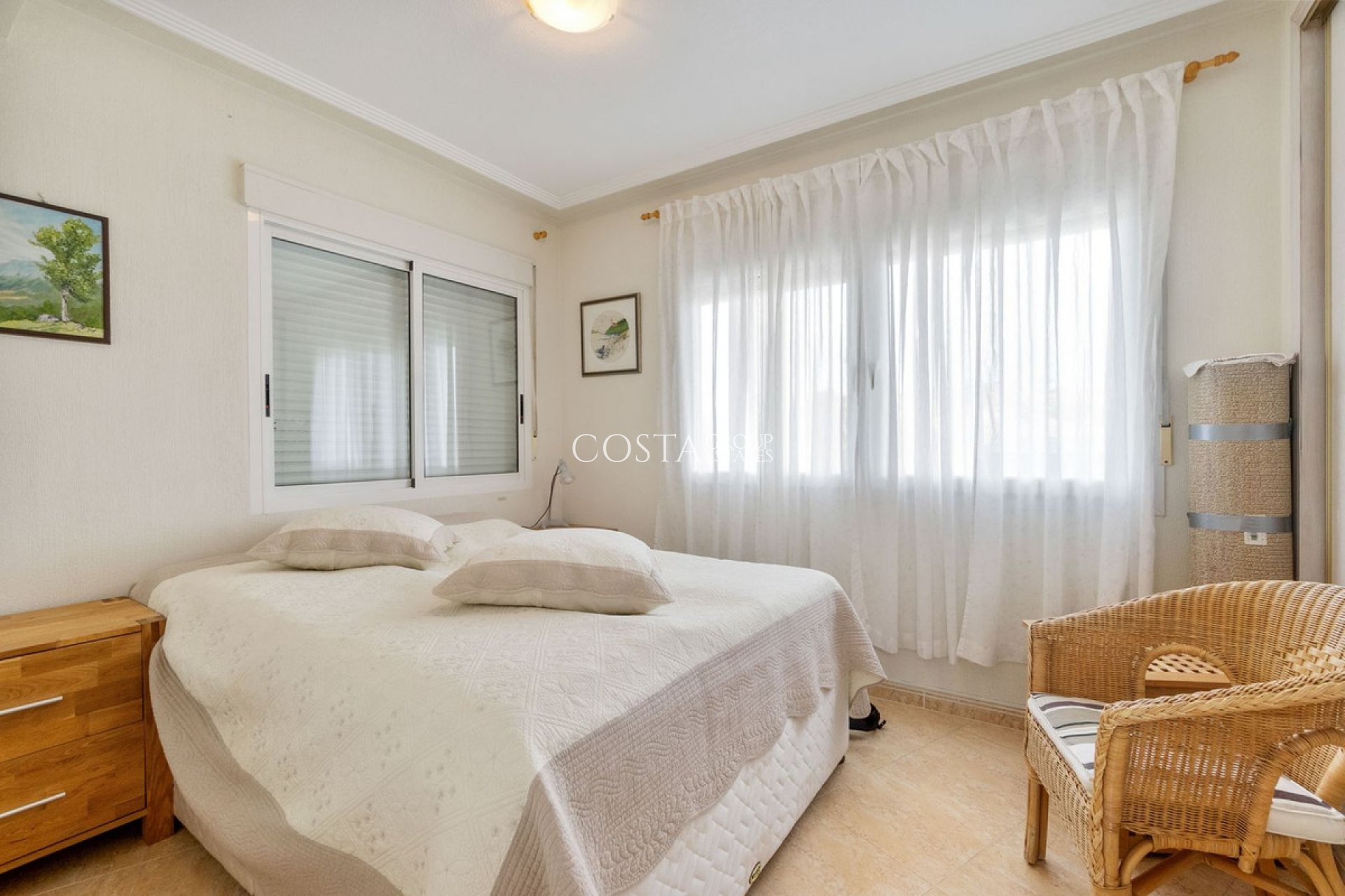 Resale - Apartments -
Orihuela - Villamartin