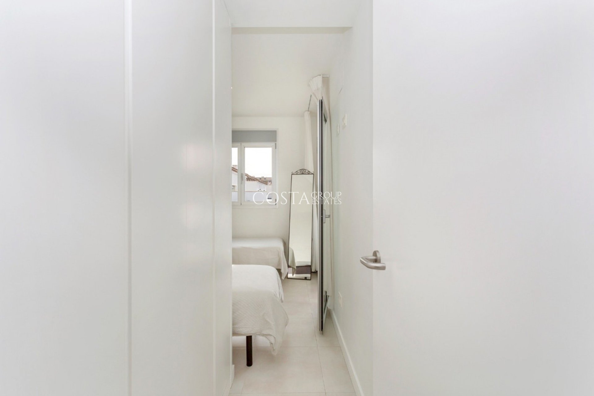 Resale - Apartments -
Orihuela - Villamartin