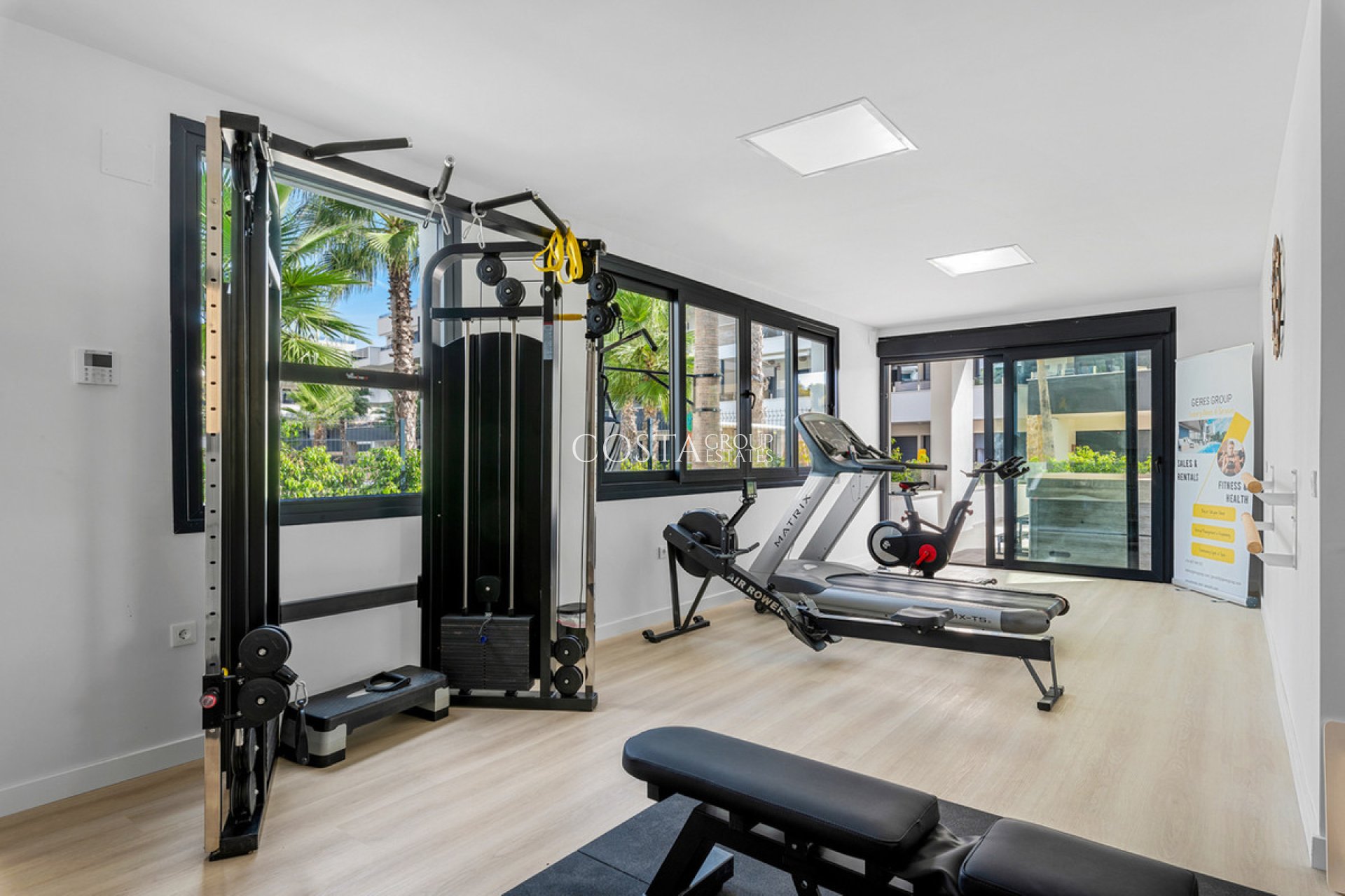 Resale - Apartments -
Orihuela - Villamartin