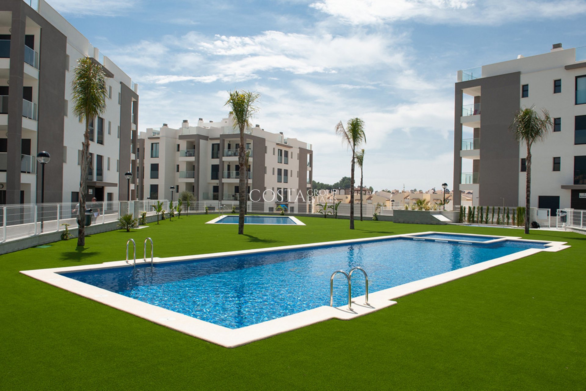 Resale - Apartments -
Orihuela - Villamartin