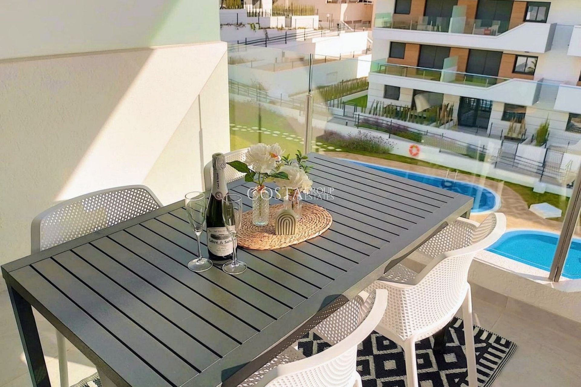 Resale - Apartments -
Orihuela - Villamartin