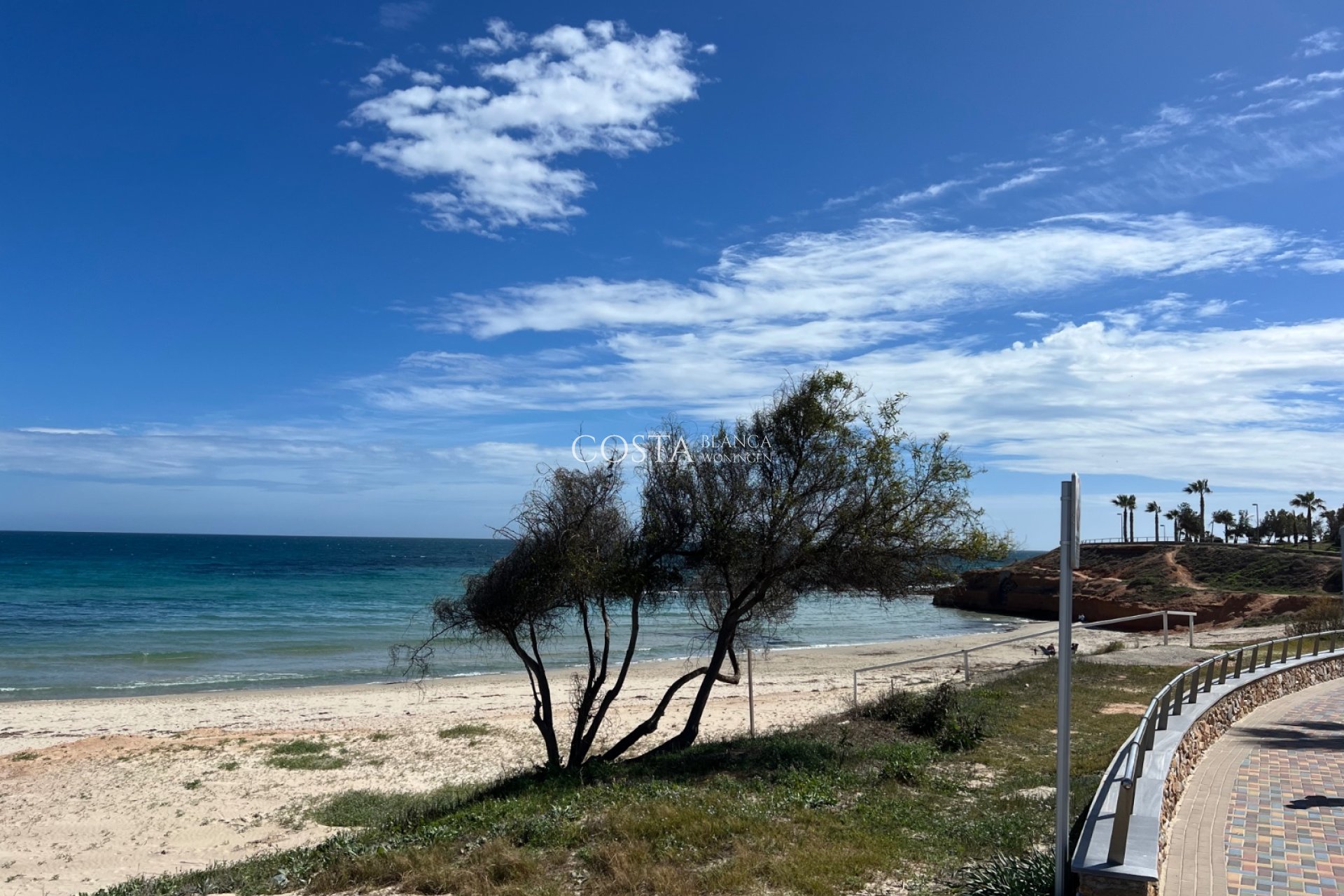 Resale - Apartments -
Pilar de la Horadada - Mil Palmeras