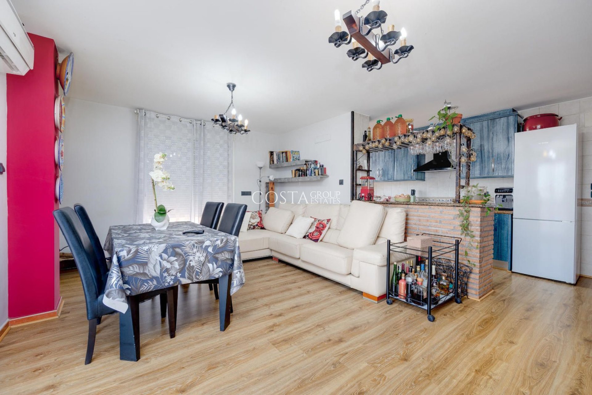 Resale - Apartments -
Pilar de la Horadada - Pilar de la Horadada Centro