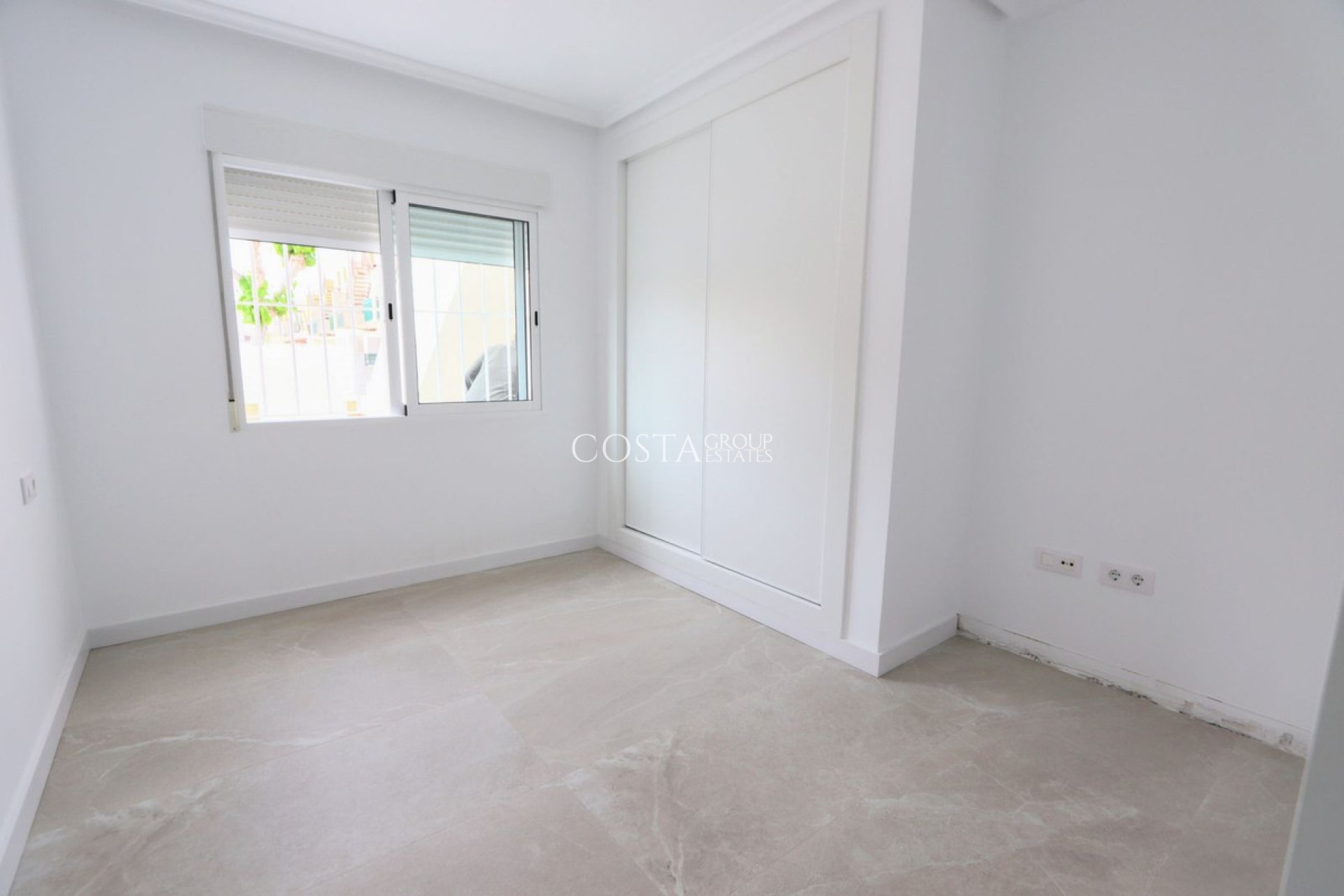 Resale - Apartments -
Pilar de la Horadada - Pilar De La Horadada