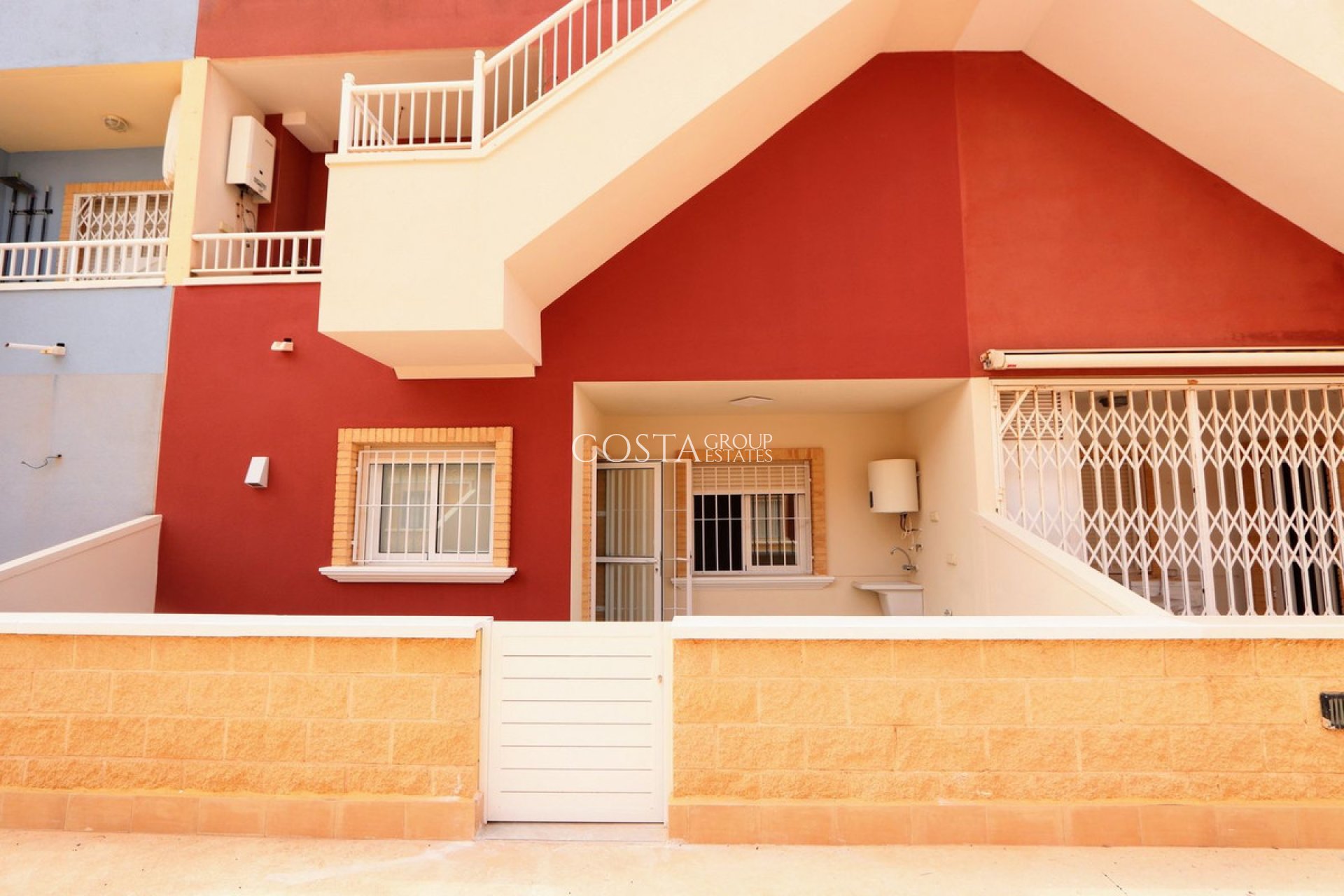 Resale - Apartments -
Pilar de la Horadada - Pilar De La Horadada