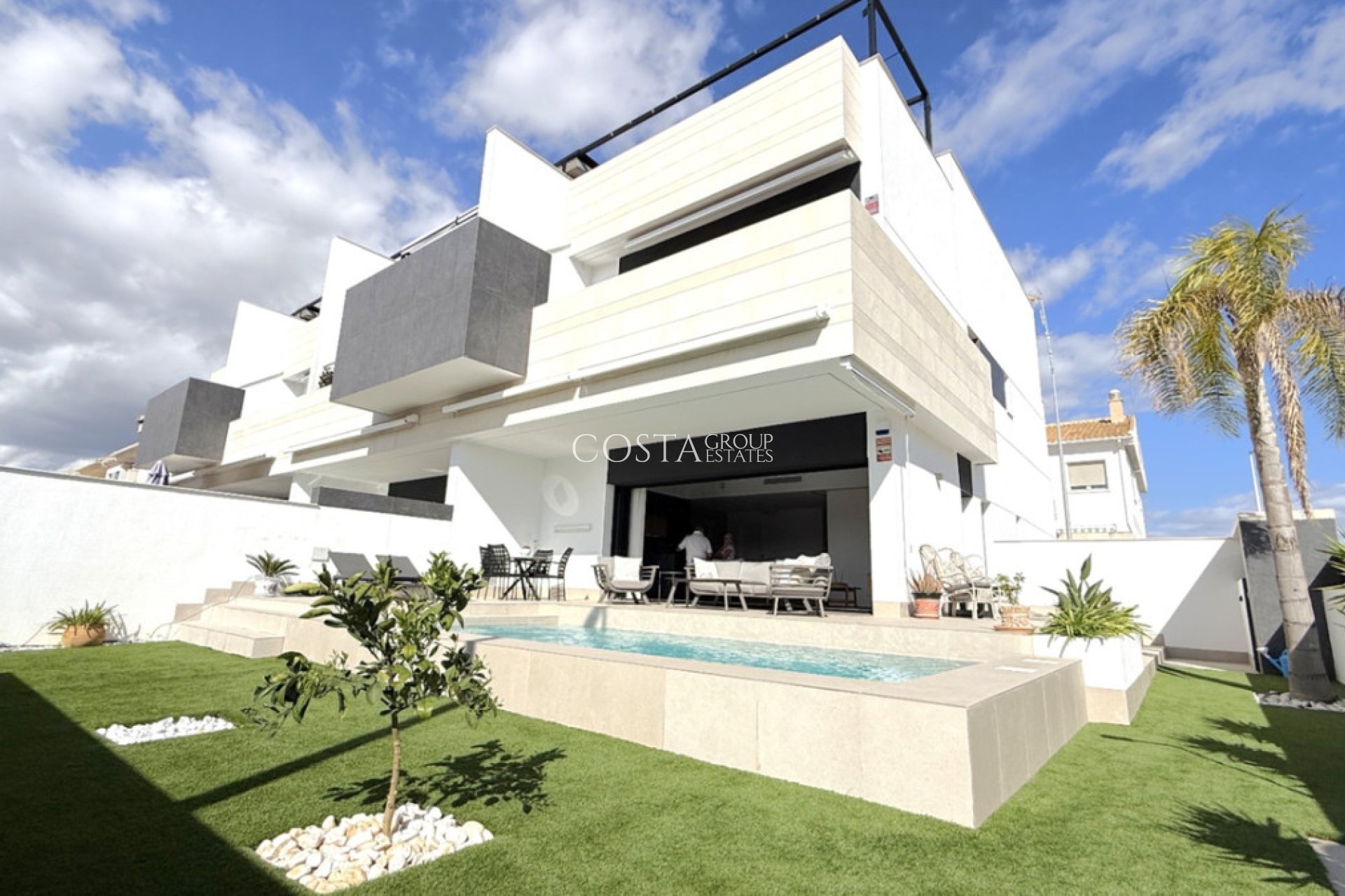 Resale - Apartments -
Pilar de la Horadada - Pilar De La Horadada