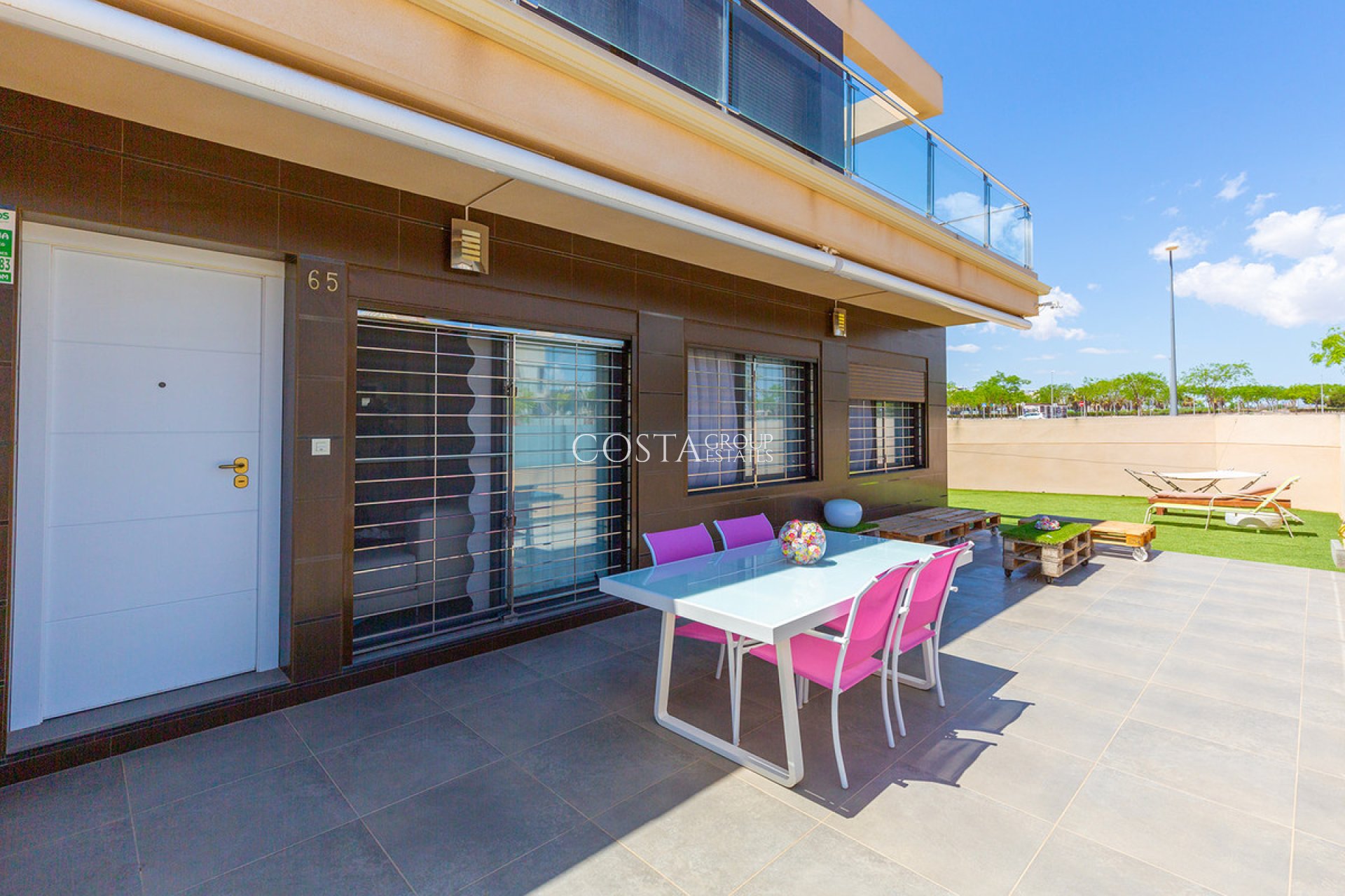 Resale - Apartments -
Pilar de la Horadada - Torre De La Horadada