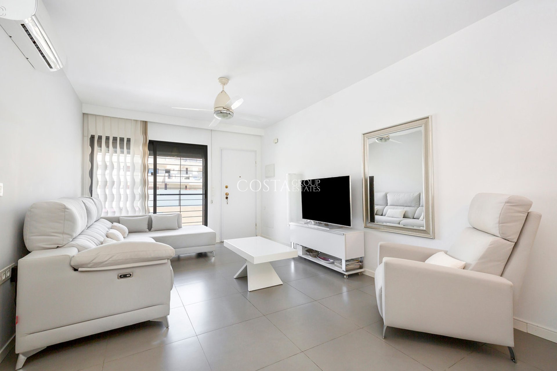Resale - Apartments -
Pilar de la Horadada - Torre De La Horadada
